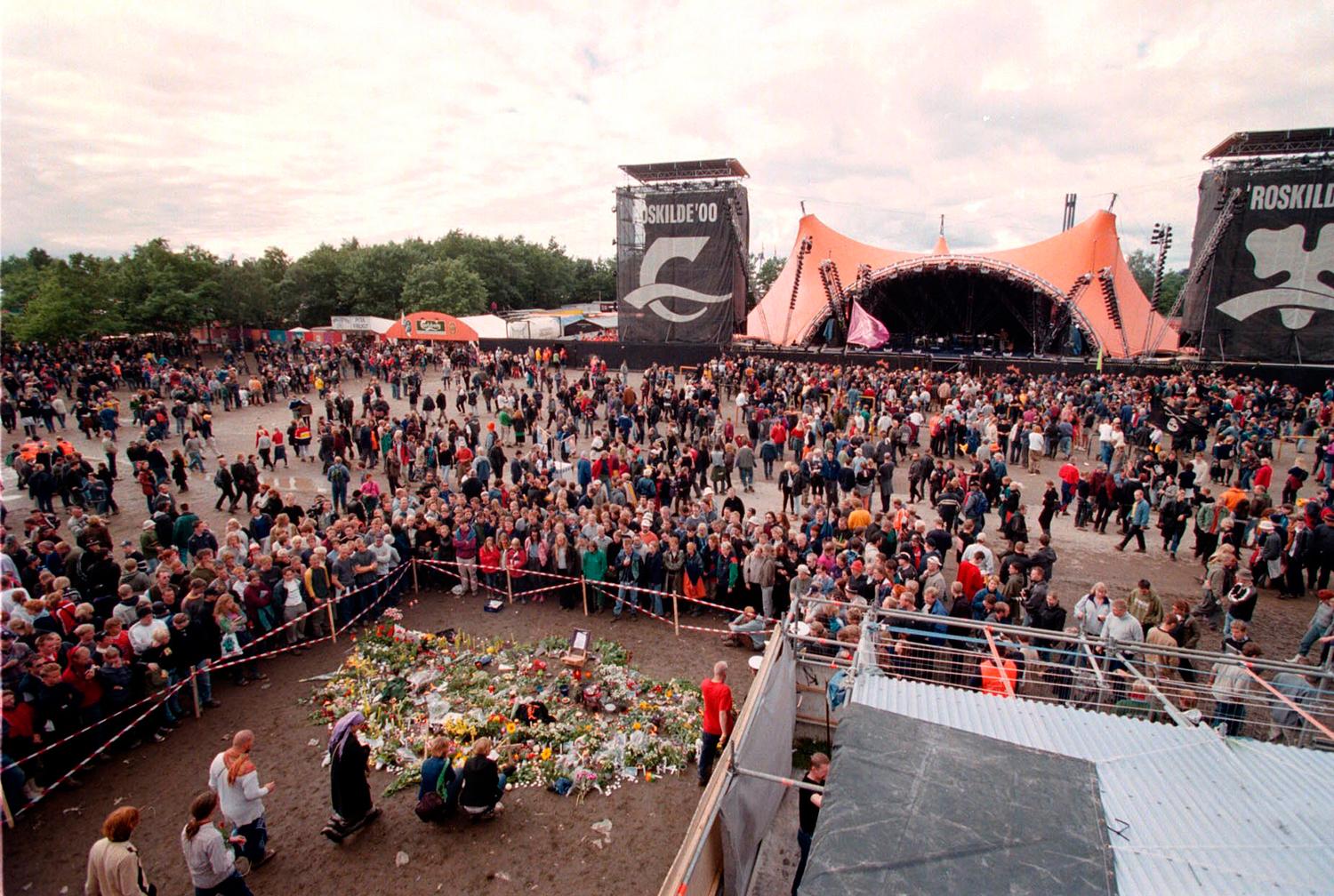 Det var framför den stora scenen på Roskilde-festivalen som dödsolyckan inträffade år 2000.
