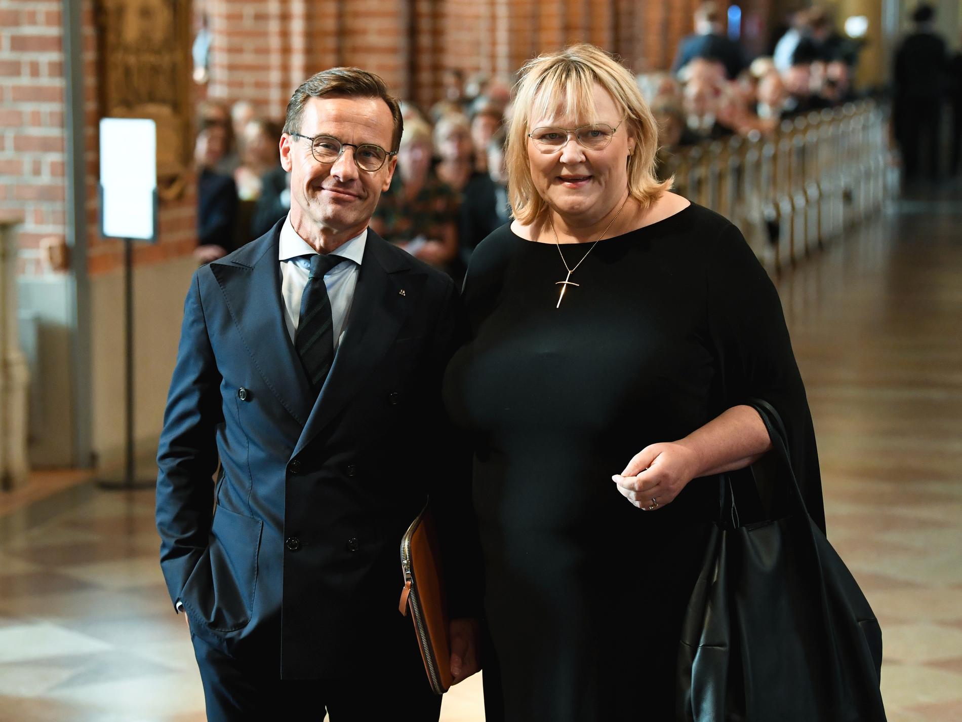 Moderaternas partiledare Ulf Kristersson med fru Birgitta Ed var på plats.