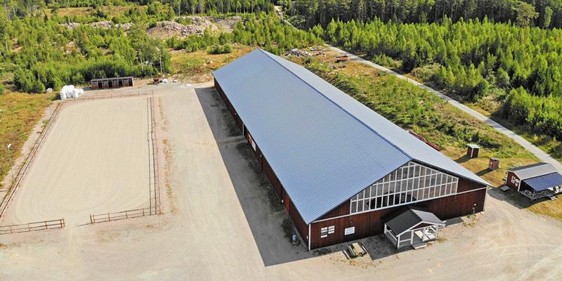 Julmyra Horse Center är en av Sveriges största anläggningar – nu till salu för 70 miljoner