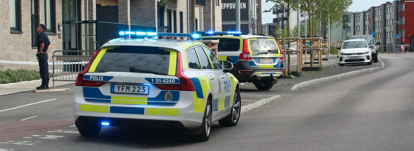 Polis på plats på Hisingen, Göteborg där en kvinna blev ihjälkörd. 