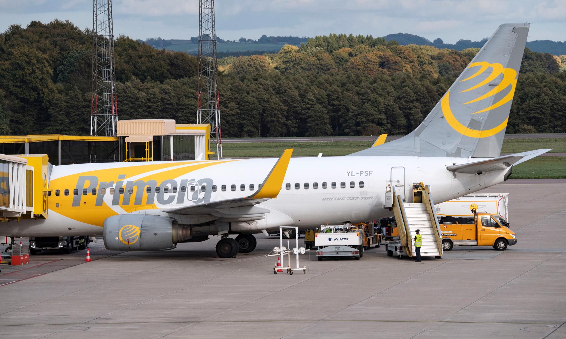 Flygbolaget Primera Air går i konkurs. 