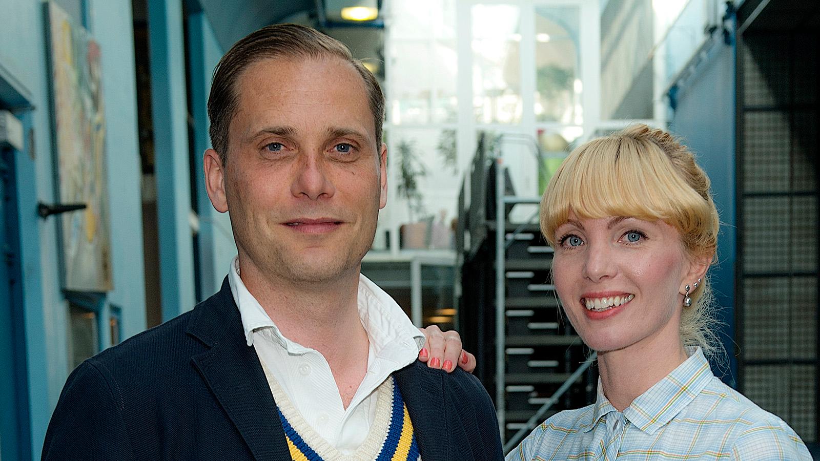 Christopher O'Regan och Erika Åberg från SVT-programmet ”Det sitter i väggarna”.
