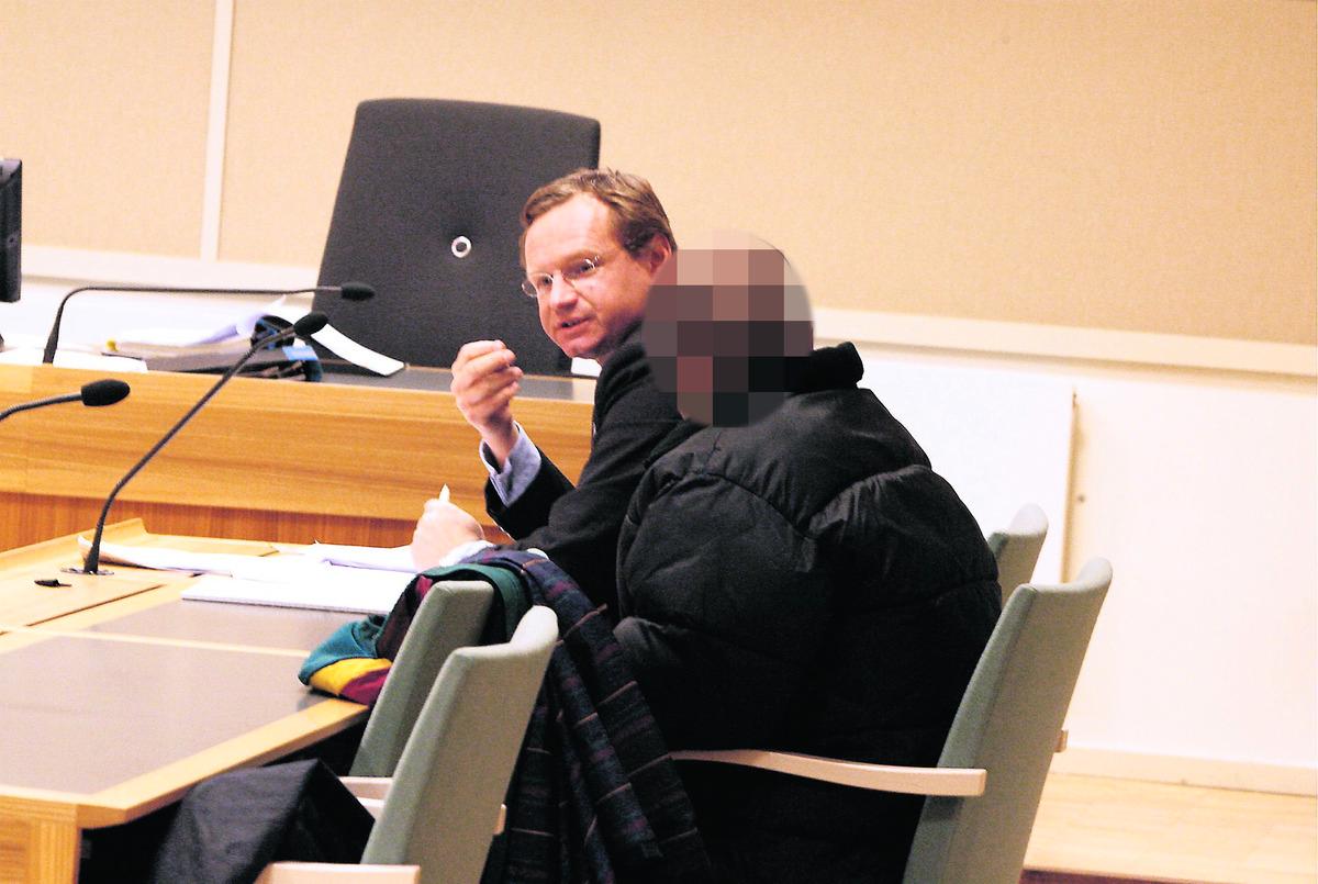 hotade med självmord Trumfkortet mot 33-åringen är ett inspelat telefonsamtal till SOS Alarm och enligt uppgifter till Aftonbladet ska han då ha sagt att han strypt Erika Eriksson.