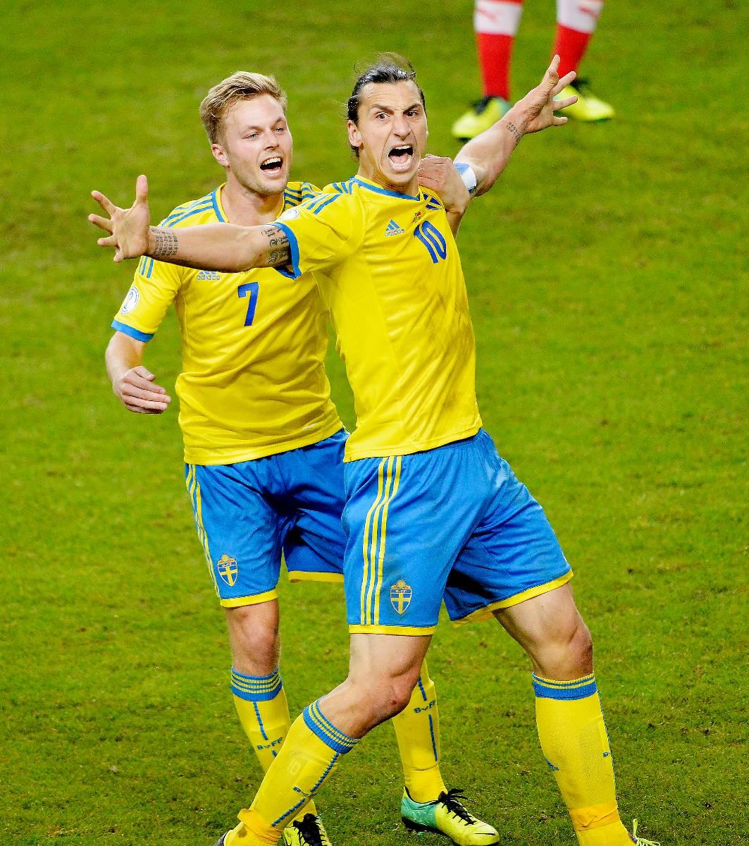 I den 86:e minuten slog Kim Källström en långpassning från mittlinjen mot fram­rusande Zlatan Ibrahimovic. Anfallaren tog ned bollen med högern och avslutade med vänster i det bortre hörnet. 2–1 för Sverige och säkrad playoff-plats till VM i Brasilien nästa sommar.