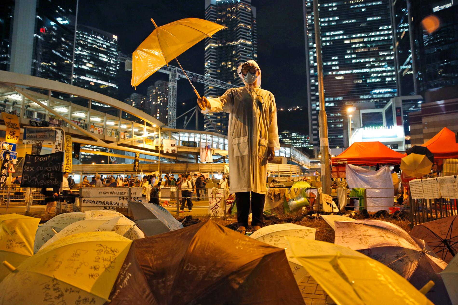 Protester i Hongkong under "paraplyrevolutionen" 2014. Arkivbild