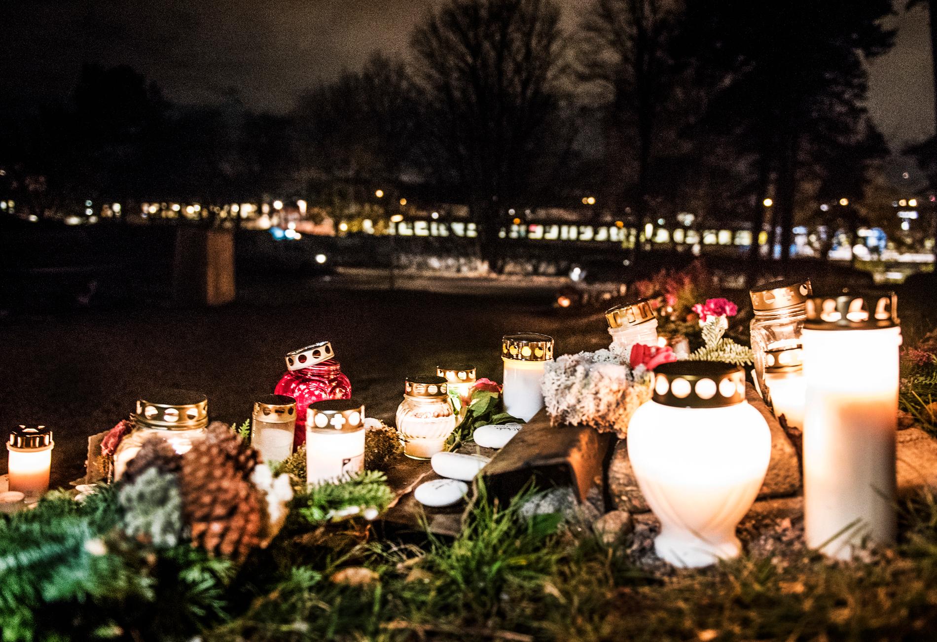 Allhelgonahelgen är den religiösa ritual som flest svenskar deltar i. På bilden syns ljus vid Skogskyrkogården i Stockholm under allhelgonafirandet 2016. Arkivbild.