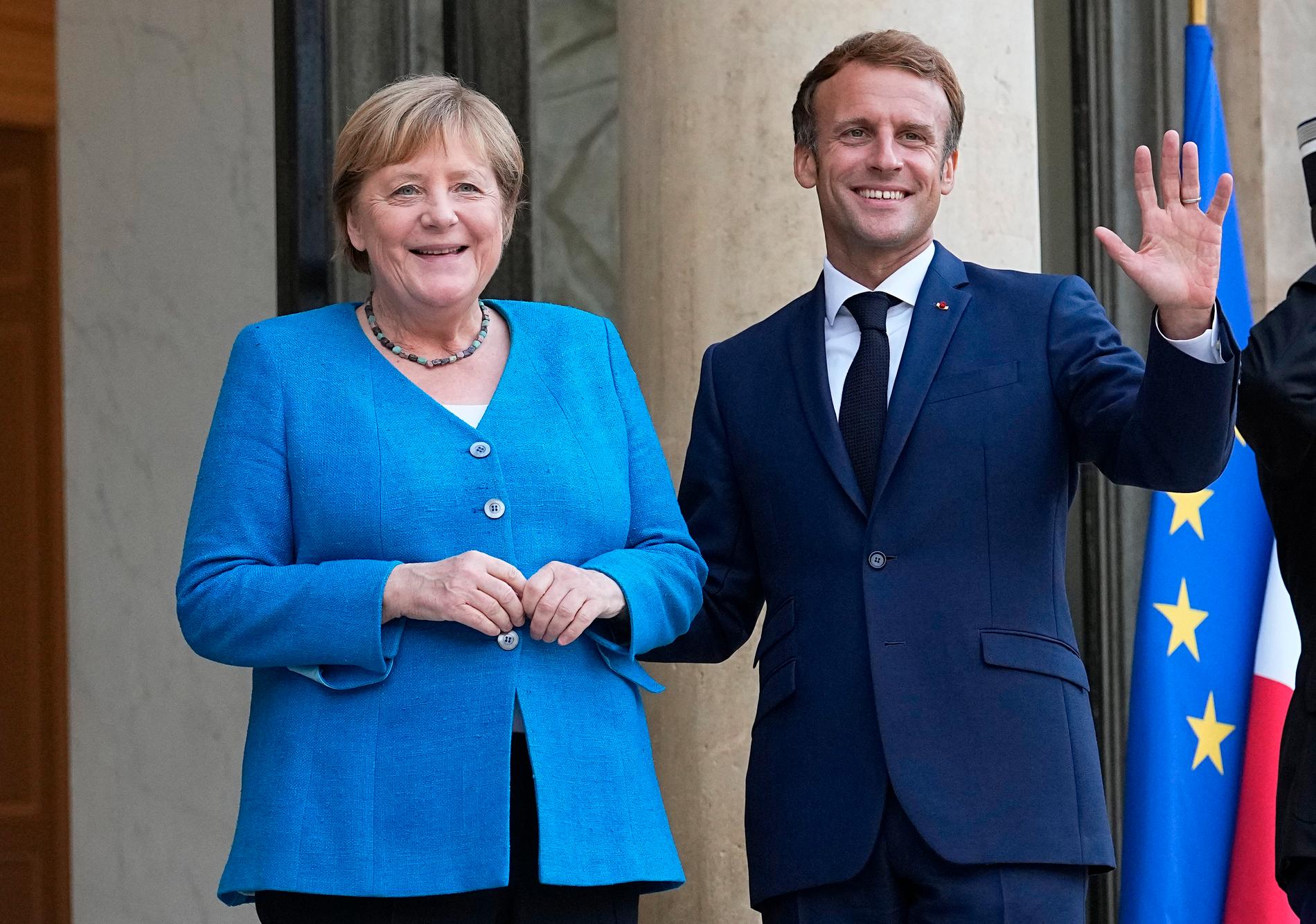 Angela Merkel och Emmanuel Macron håller officiellt möte för sista gången innan Merkel avgår som förbundskansler.
