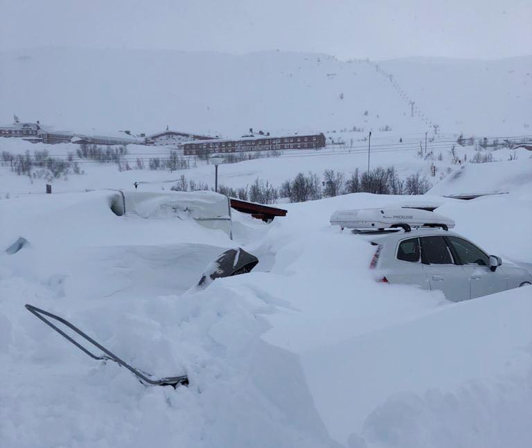 Hela vintern har varit snörik i Riksgränsen och bjudit på mer nederbörd än genomsnittet.