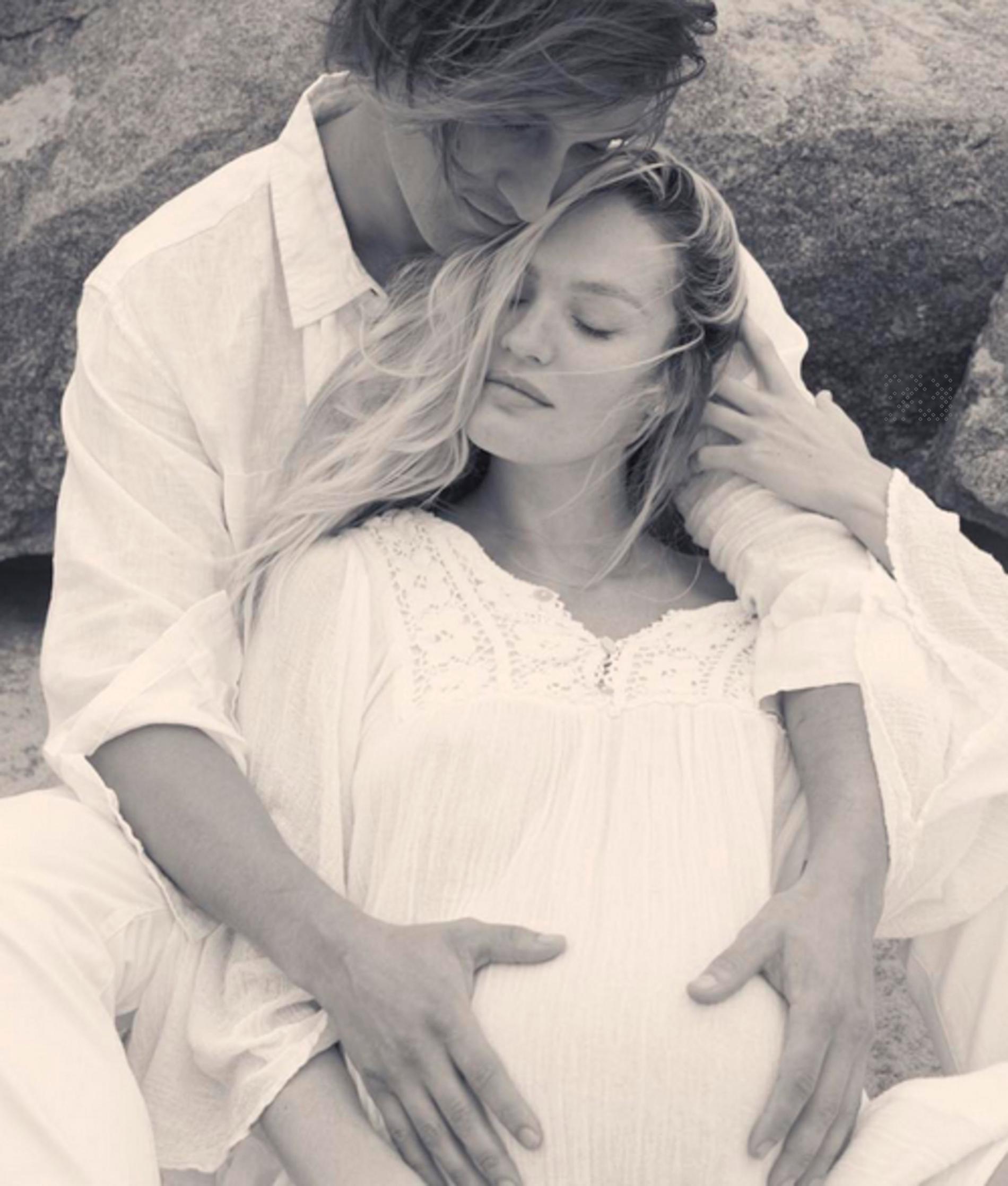 Candice Swanepoel och Hermann Nicoli har blivit föräldrar.