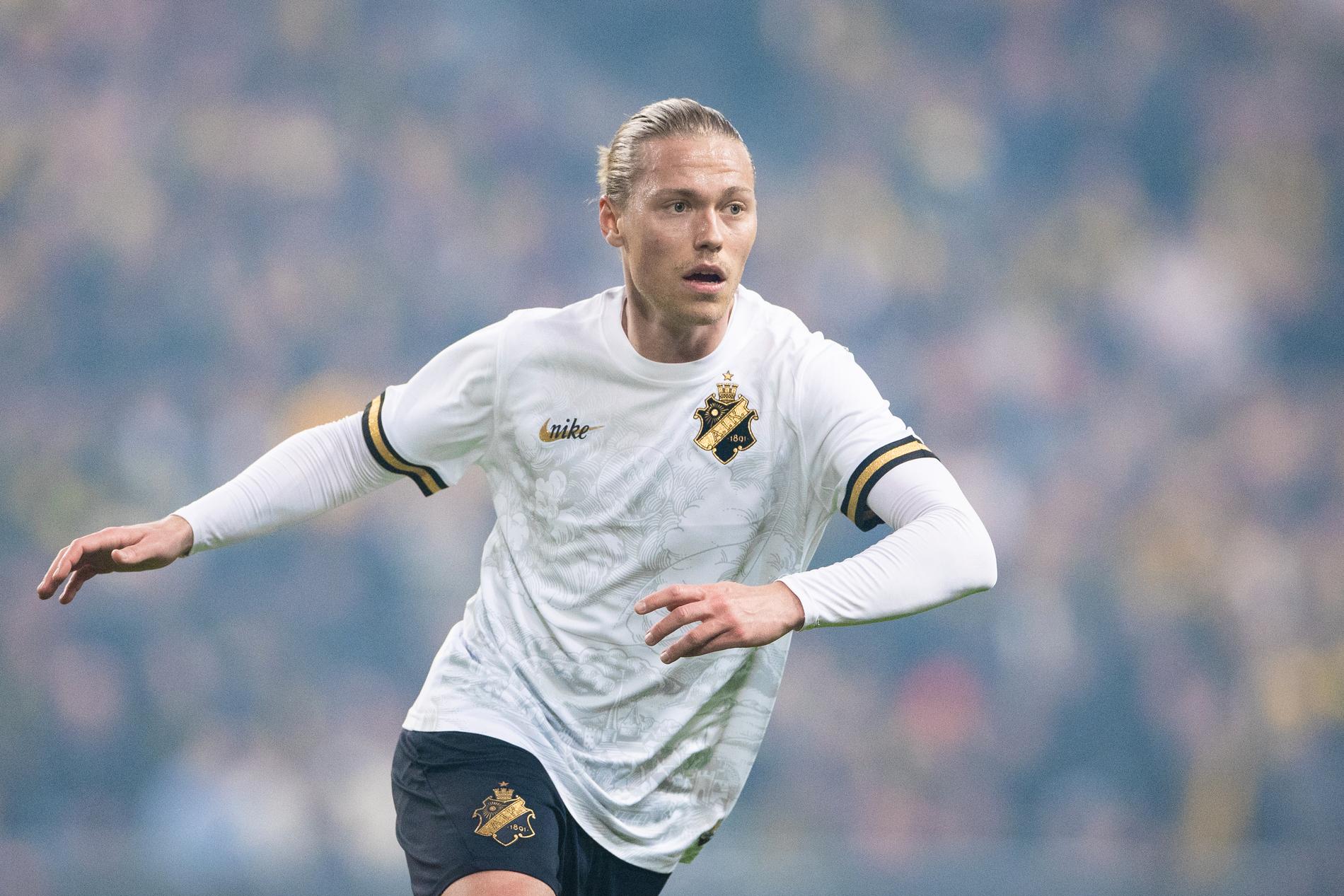 Viktor Fischer var glödhet för AIK mot Östersund.