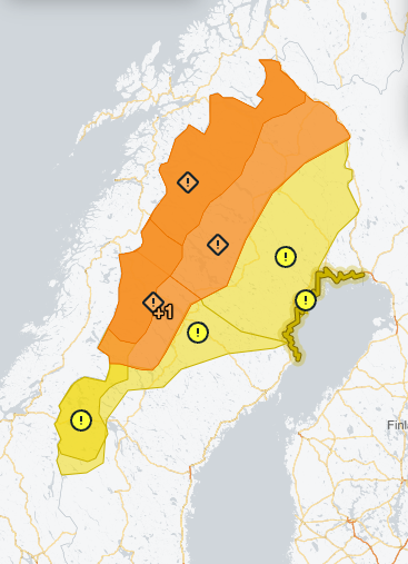 SMHI har utfärdat totalt sju orangea och gula varningar för vind, på vissa håll i kombination med snöfall.