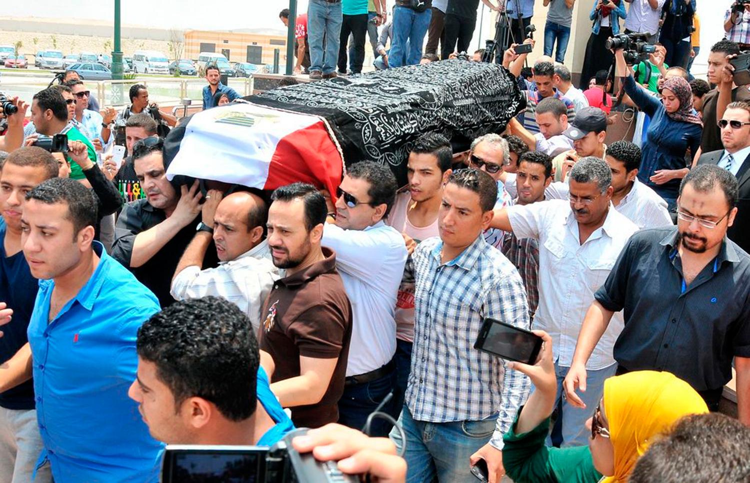 Omar Sharifs begravningståg.