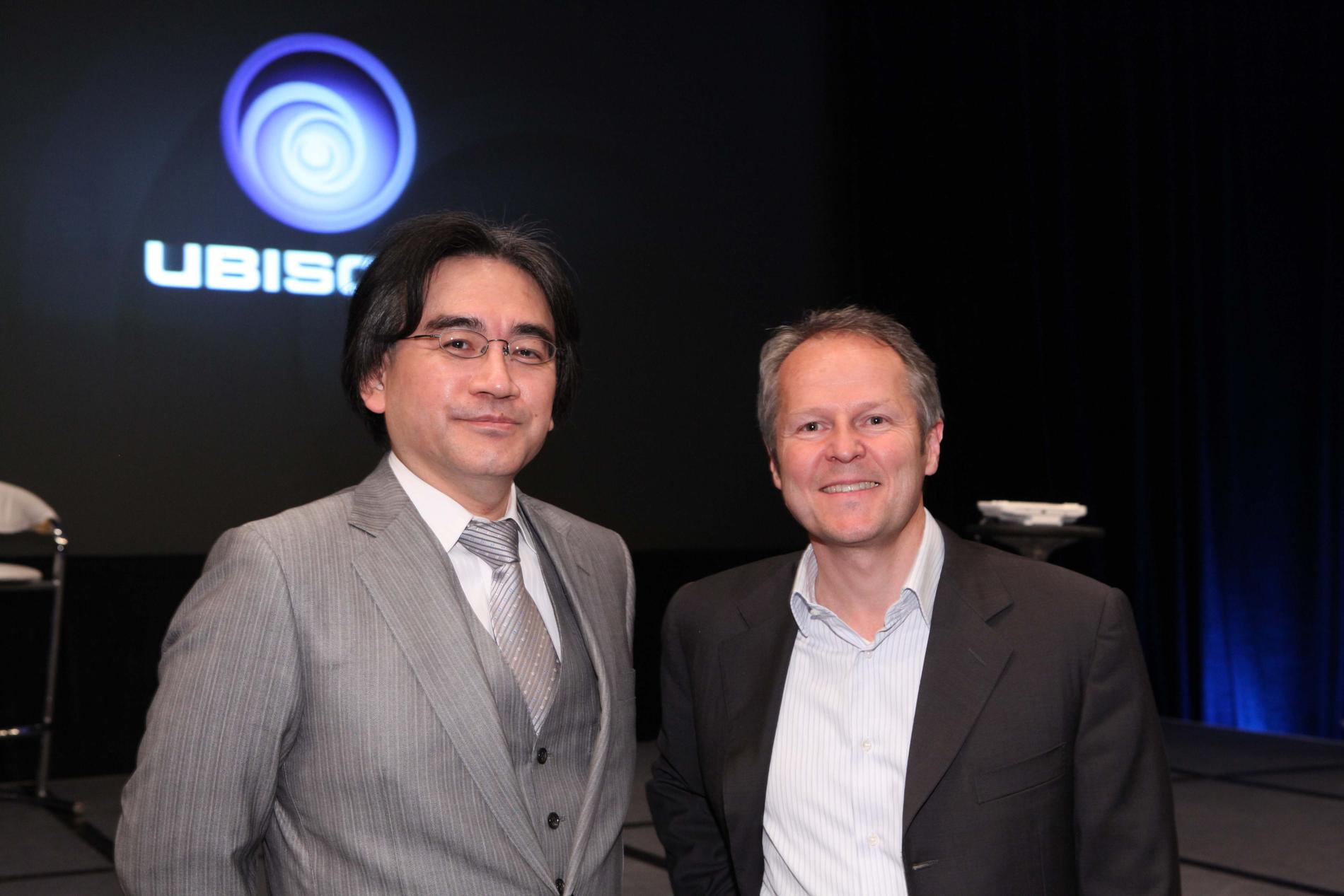 Nintendos vd Satoru Iwata och Ubisofts vd Yves Guillemot.