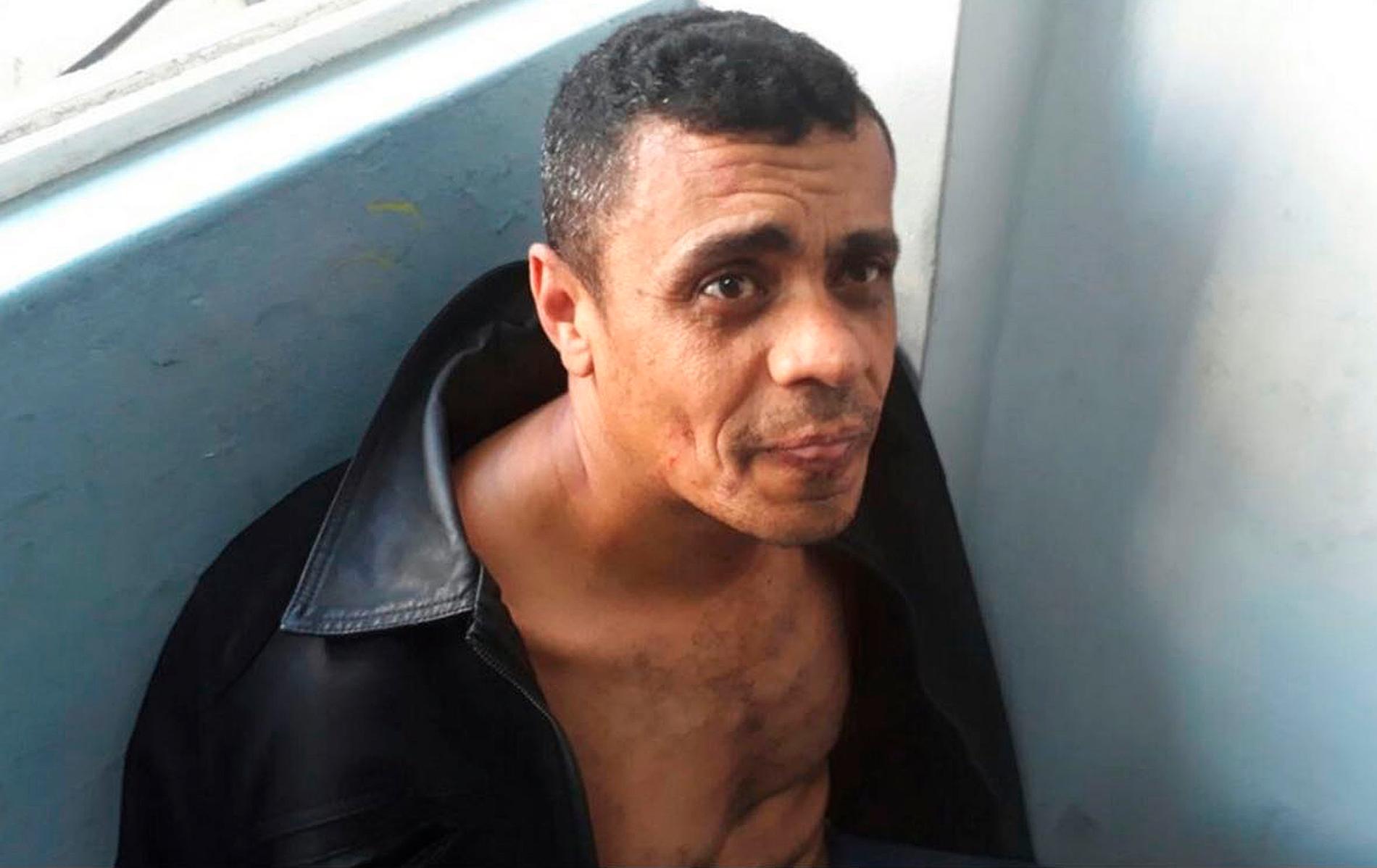 Den gripne för dådet, Adelio Bispo de Oliveira, på polisens bild.