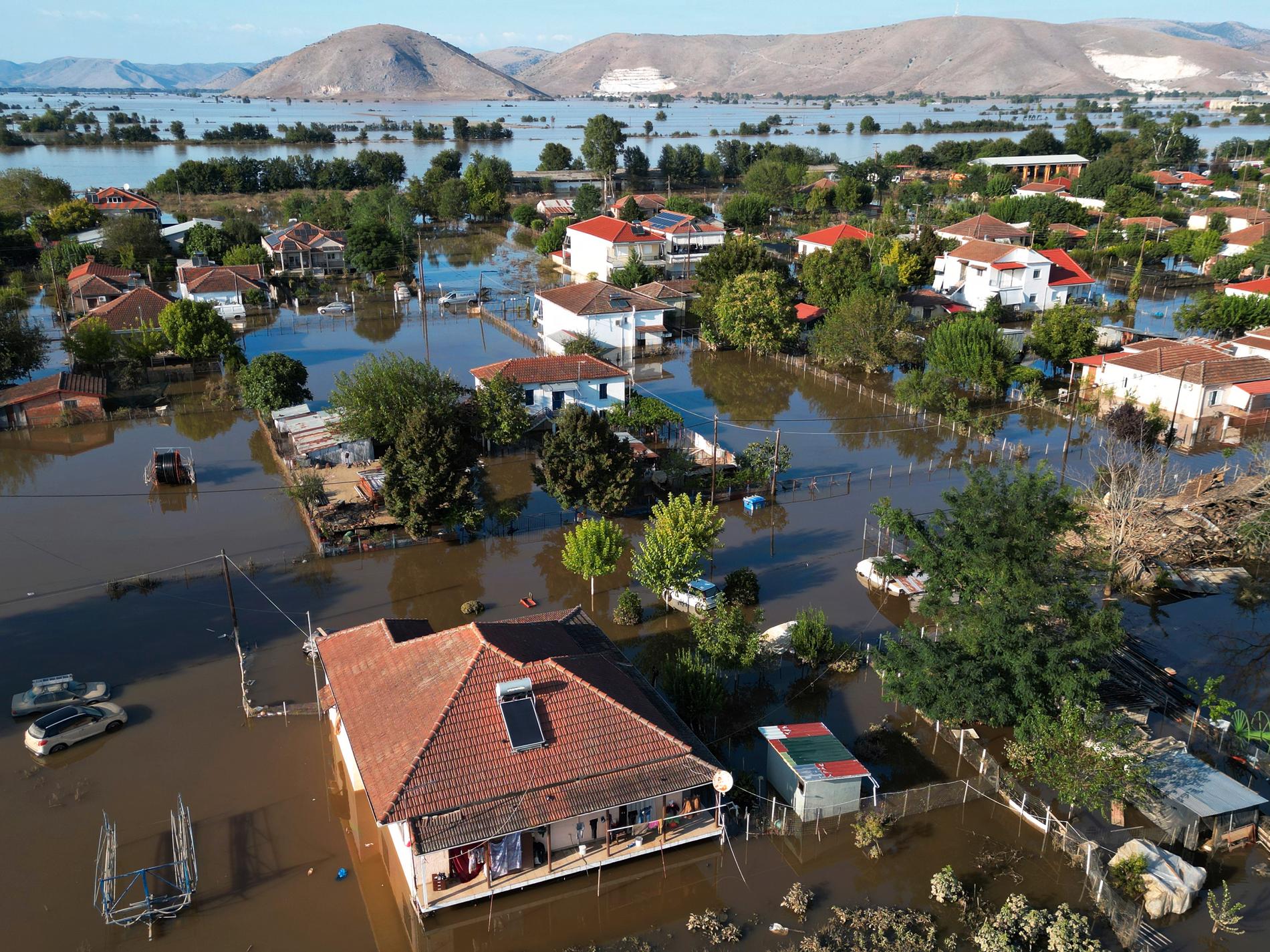 Klimatkritiken: Kan inte bomba en översvämning