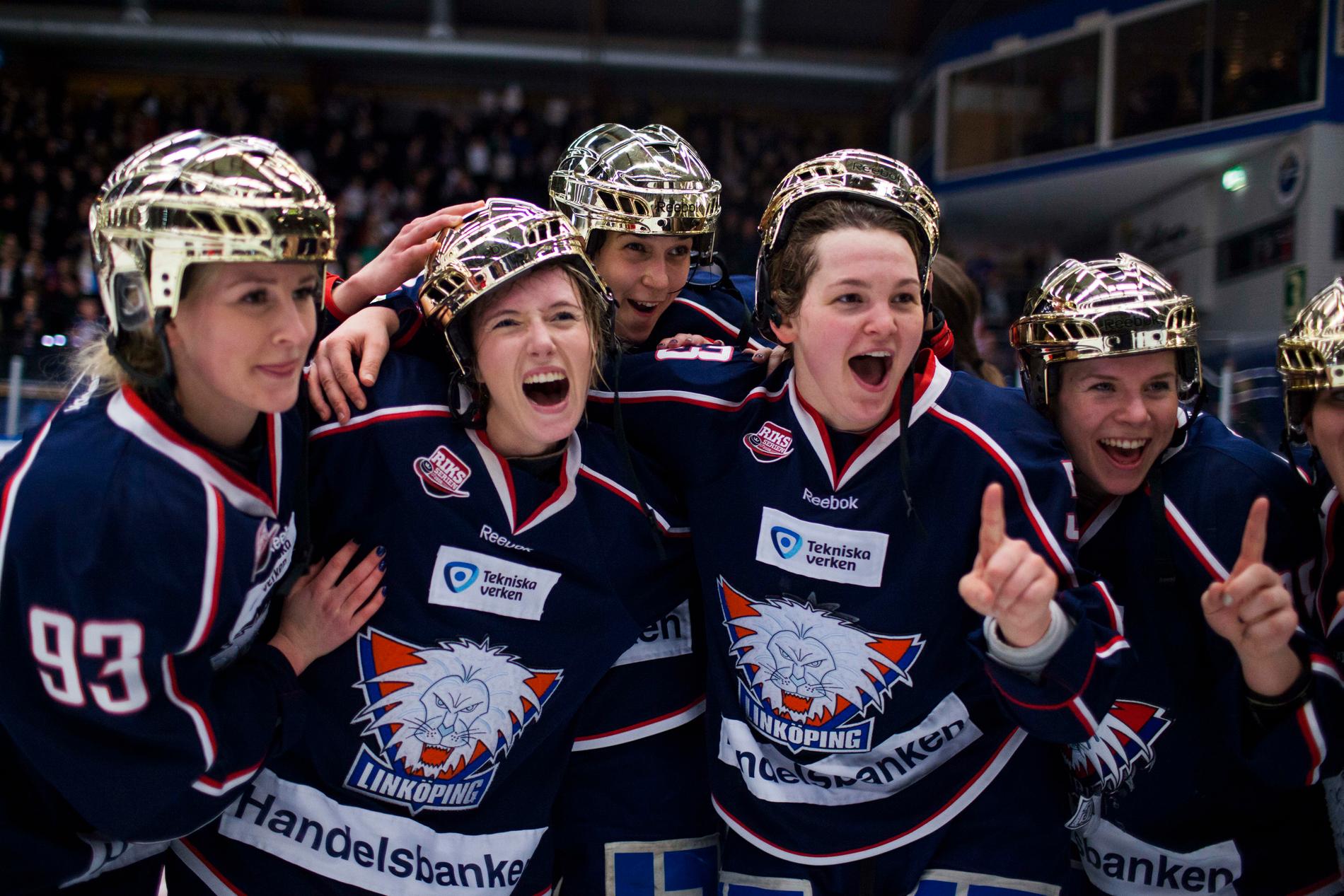Ingrid Morset firar guldet förra året med Linköping.