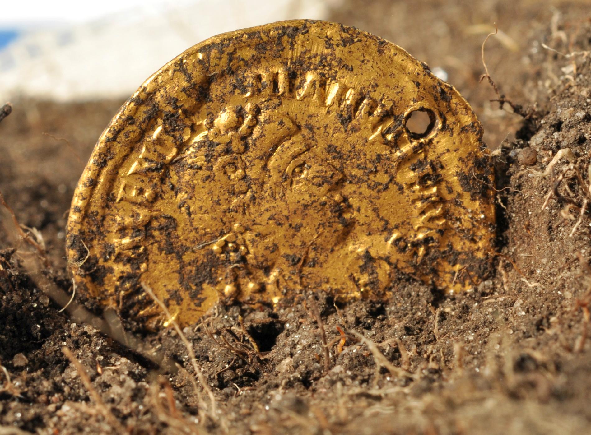 2014 hittades ett mynt vid Sandby Borg.