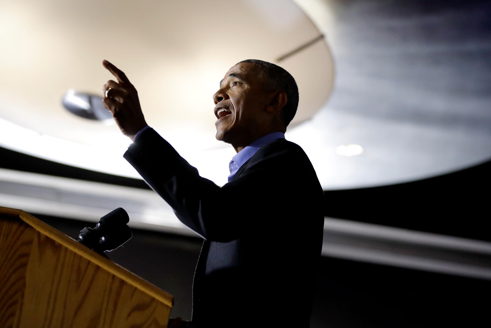 Obama talade i staden Newark, New Jersey.
