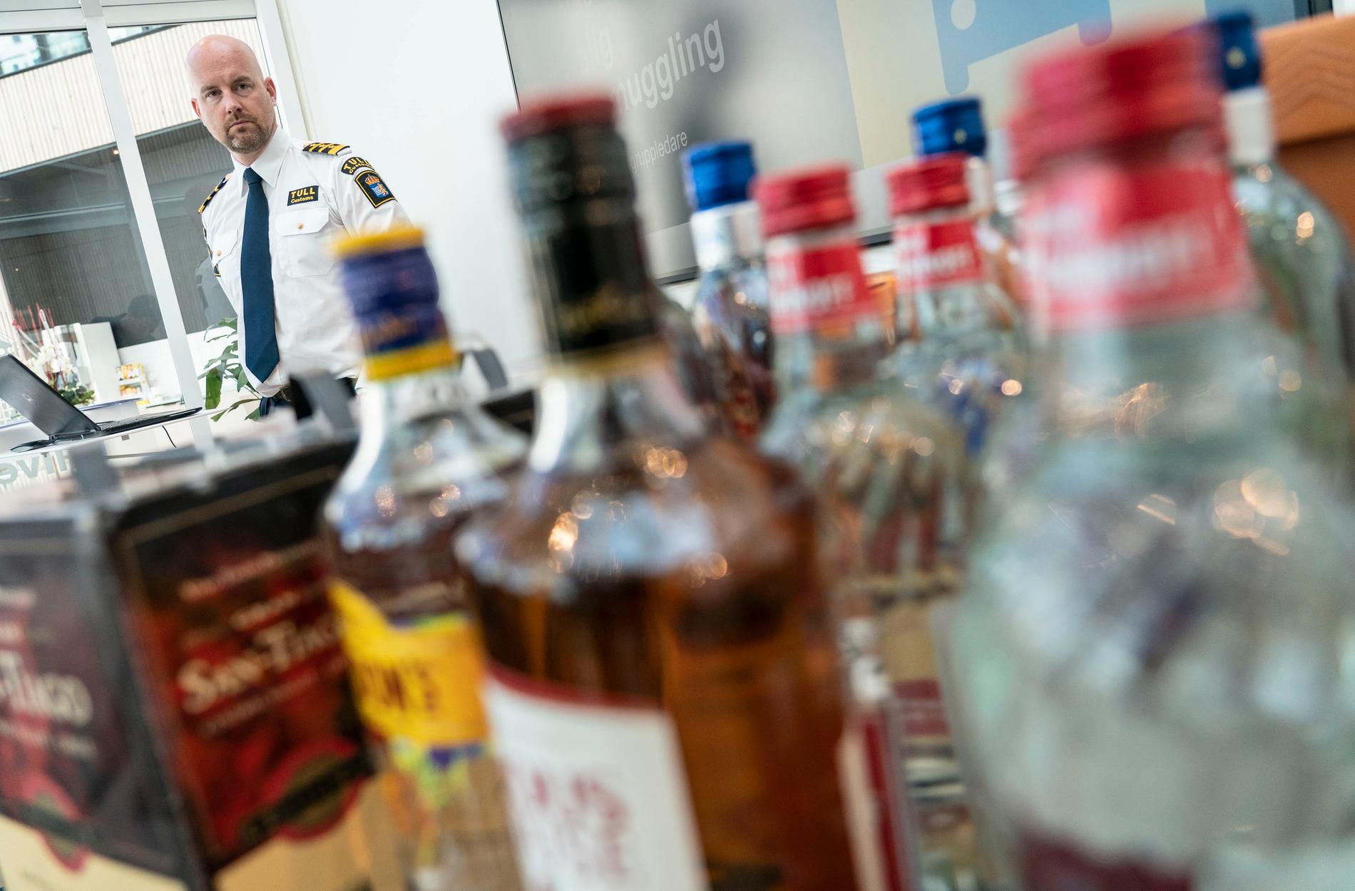 Starksprit, vinboxar och starköl – ligan har sålt all slags alkohol till kunder från Skåne ända upp i Göteborgstrakten.