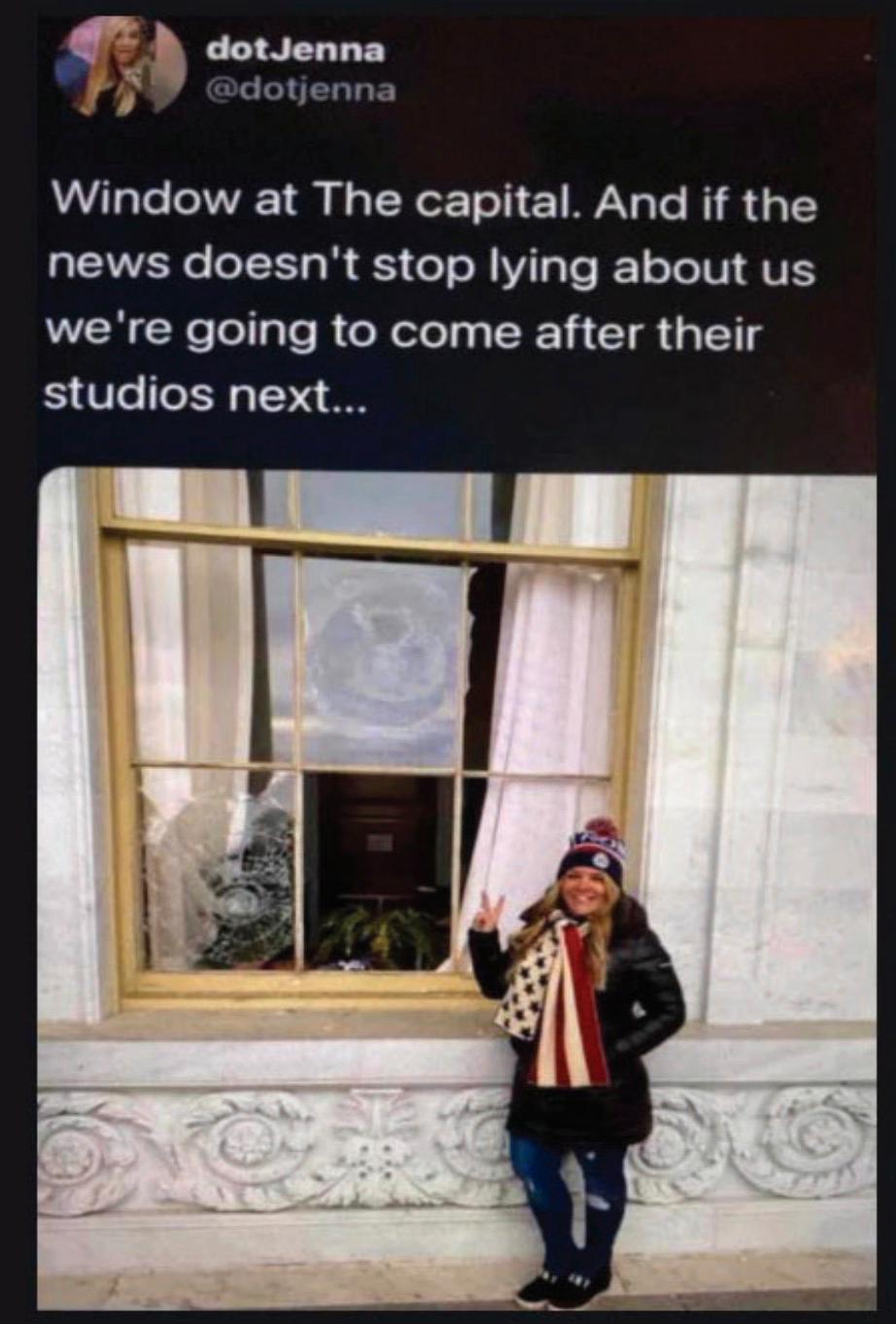 Under stormningenav Kapitolium postade Jenna Ryan en bild på sociala medier där hon poserar framför krossade rutor. ”Jag anade aldrig att hela världen skulle se bilden”, säger hon.