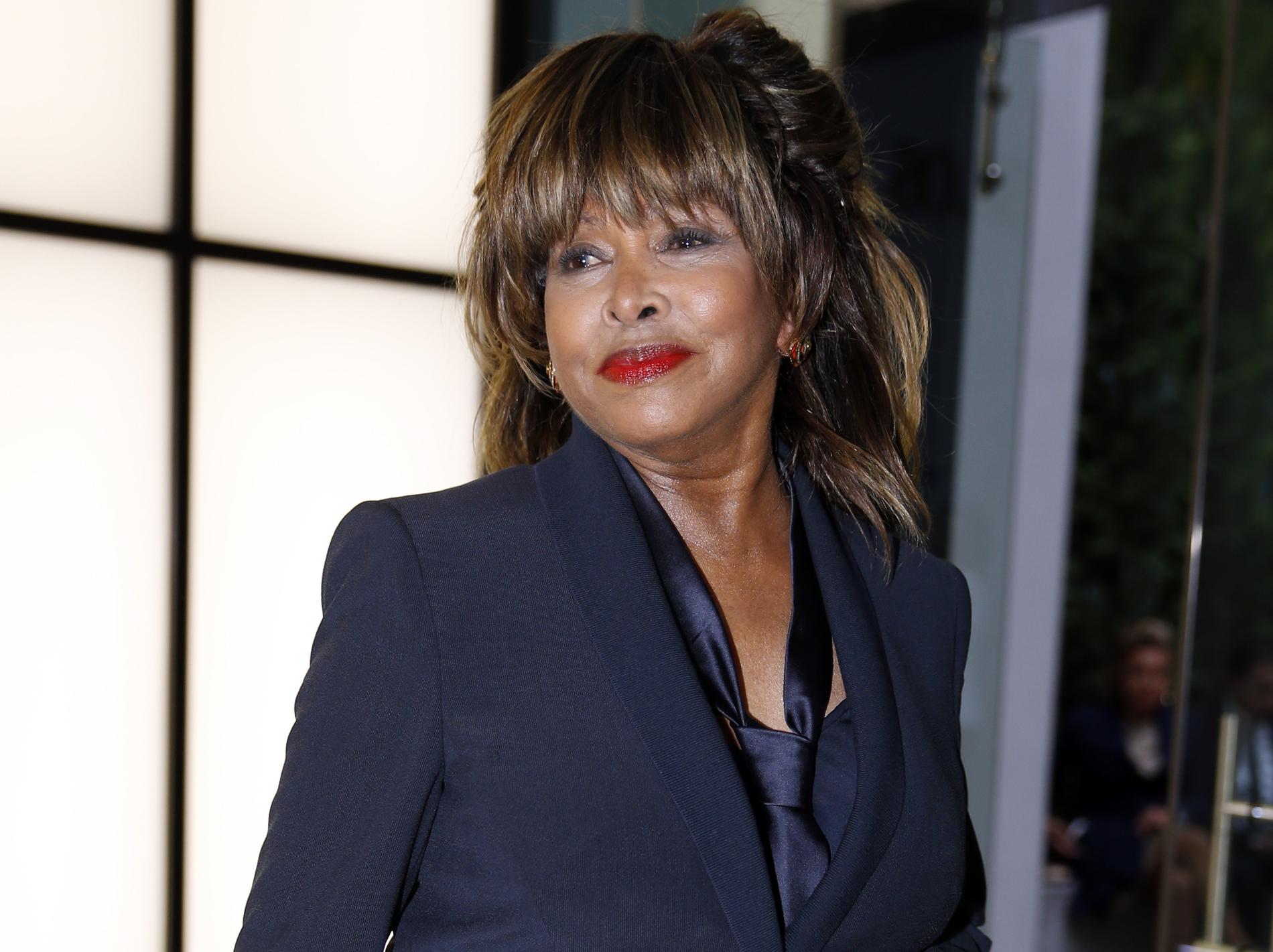 Tina Turner på modevisning i Milano 2015.