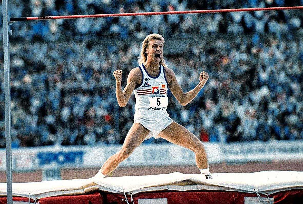 Patrik Sjöberg när han klarade världsrekordhöjden 2 meter och 42 centimeter 1987.