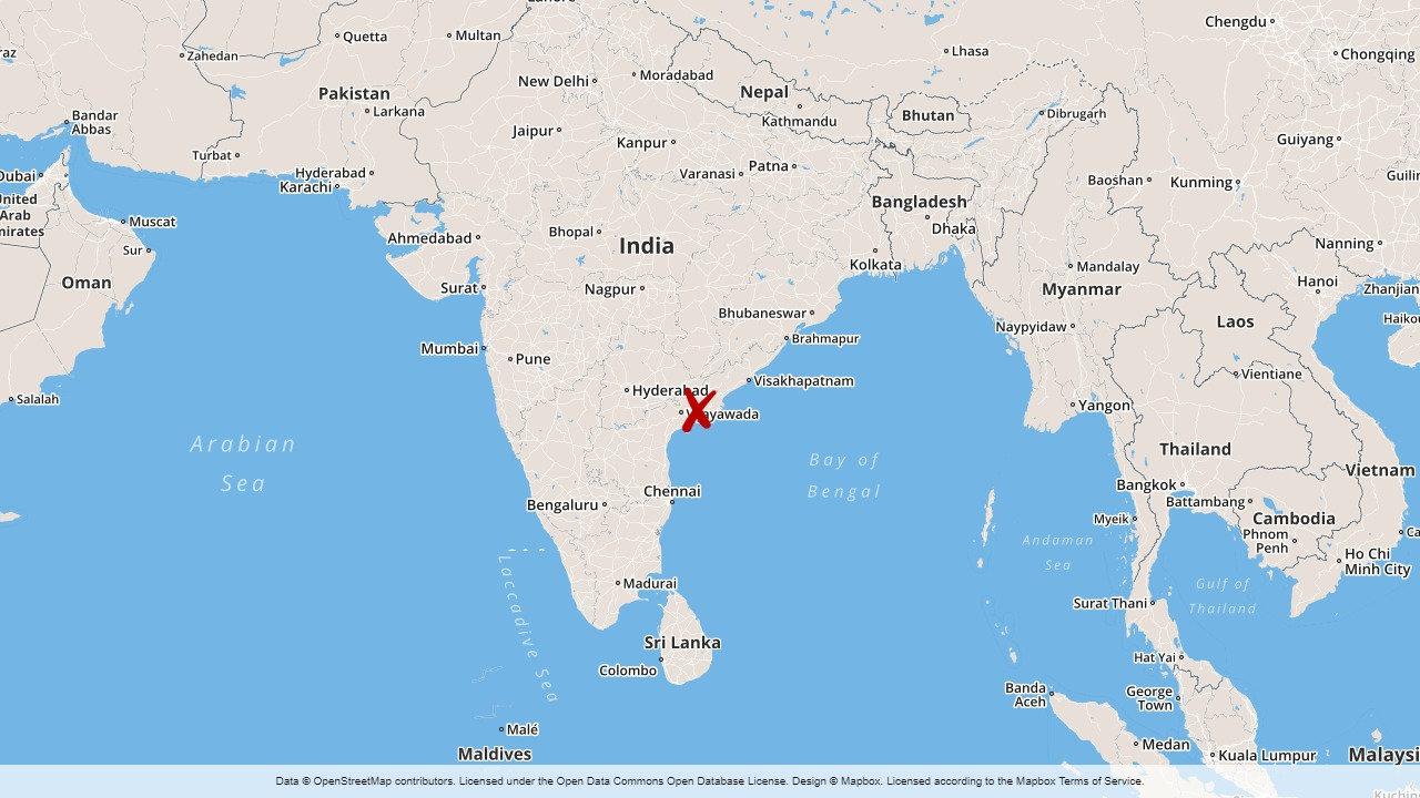 Olyckan inträffade nära Rajahmundry i sydöstra Indien.