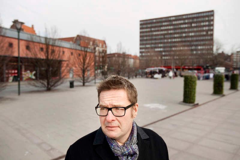 Kristian Lundberg i Malmö, scenen för ”Yarden” och senaste boken ”En hemstad”.