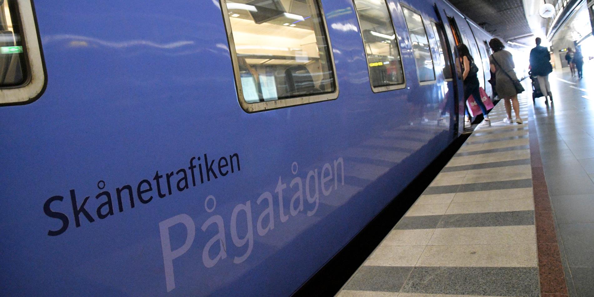 Arkivbild. Tågstrul väntas nästa vecka då Trafikverket byter ett tiotal växlar i norra Skåne.