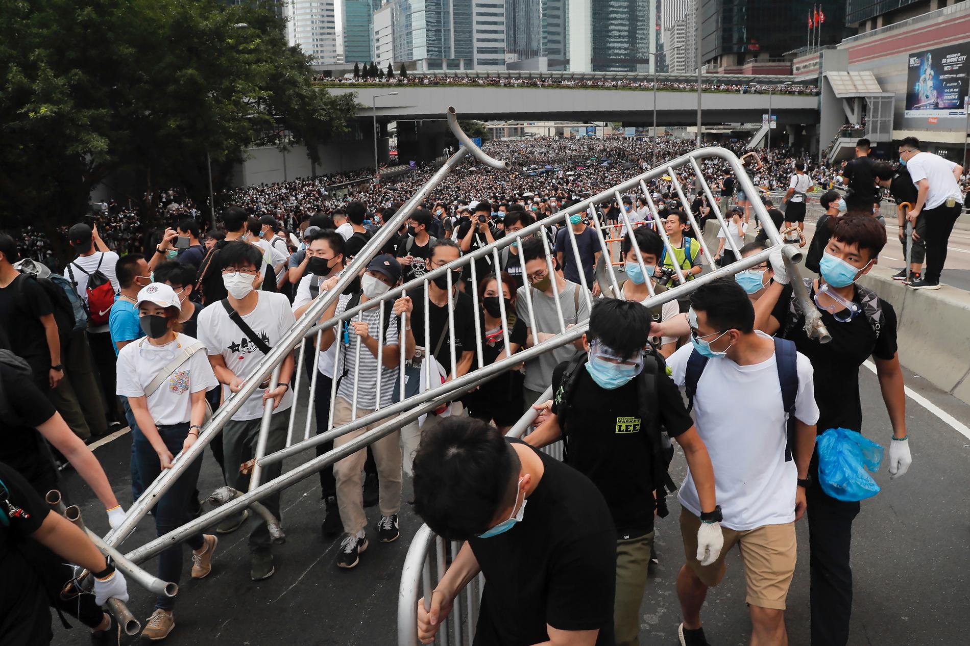 Demonstranter i Hongkong på onsdagen. Arkivbild.