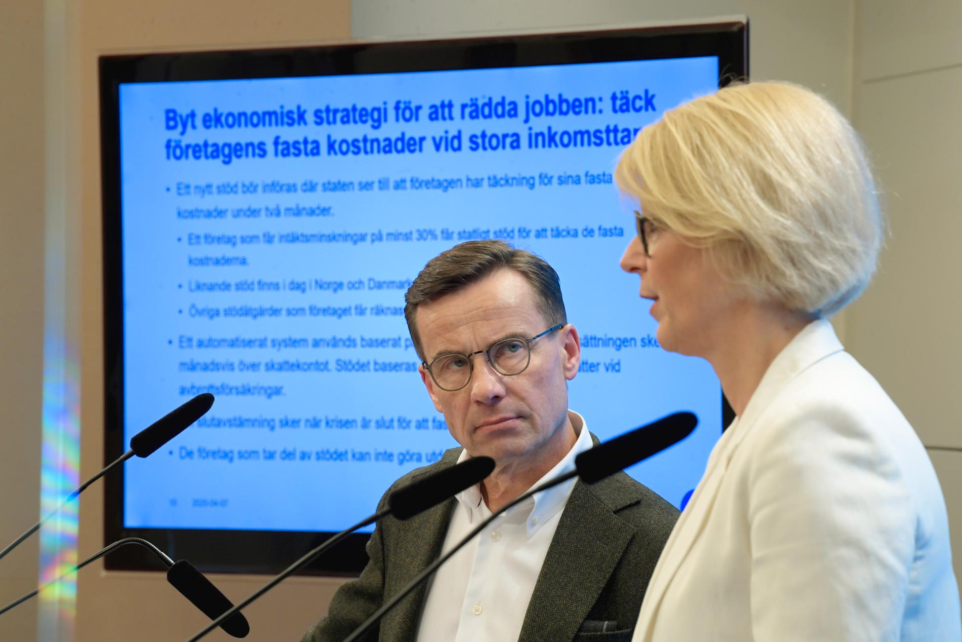 Moderaternas partiledare Ulf Kristersson och ekonomisk-politiska talesperson Elisabeth Svantesson.