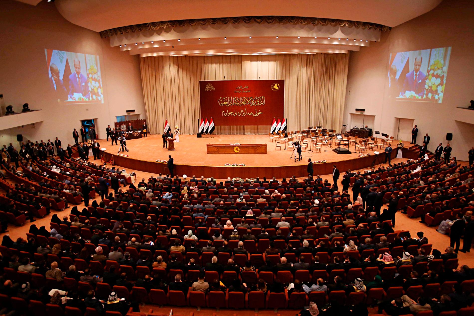 Iranlojala ledamöter i Iraks parlament vill kasta ut USA. Arkivbild.