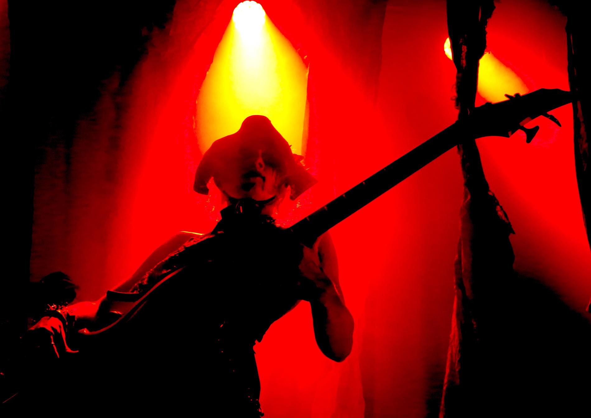 Witch Club Satan spelade ”Bloodmother” på Kulturhuset i Stockholm 23 nov