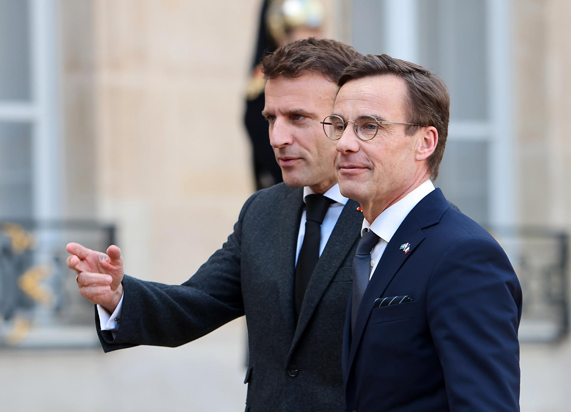Kristersson under ett besök hos Macron i Frankrike i fjol. 