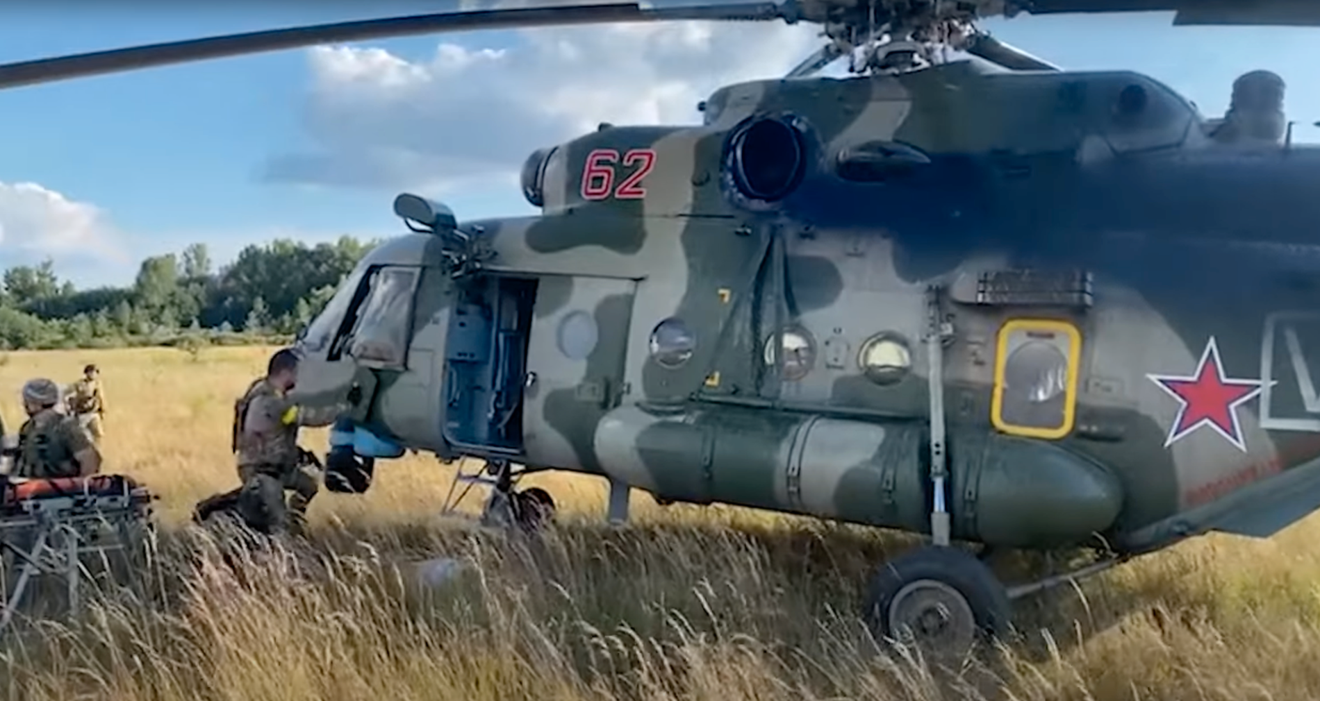 Den ryska Mi-8-helikoptern landade i Charkov-trakten den 9 augusti.