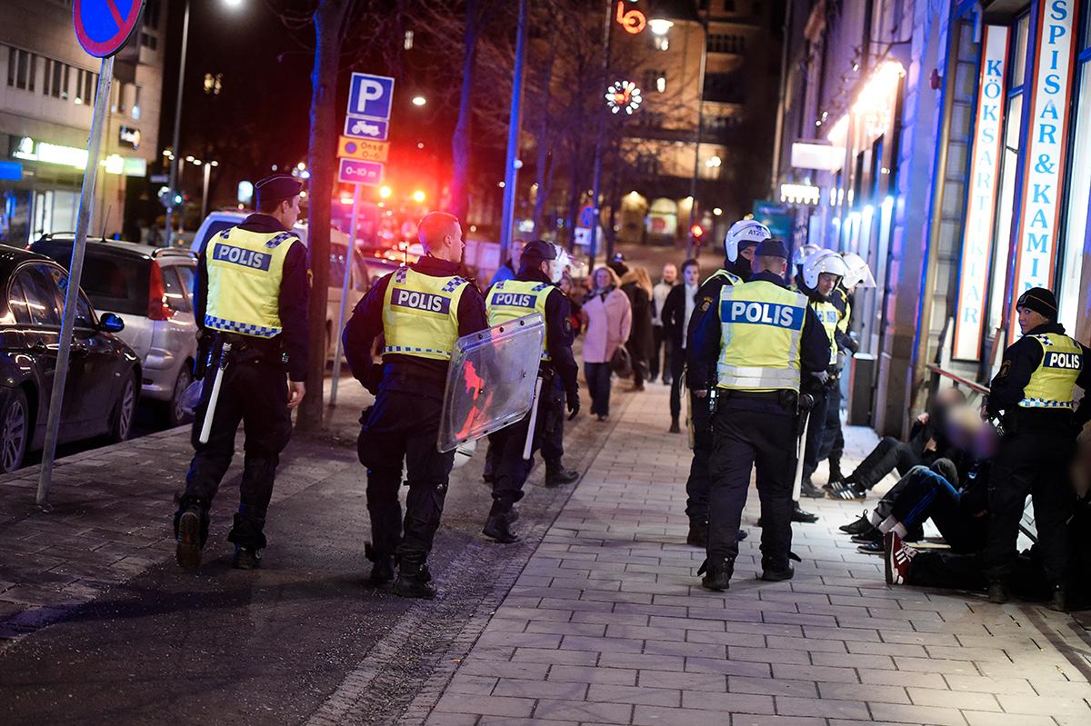 Polispådrag i centrala Stockholm.