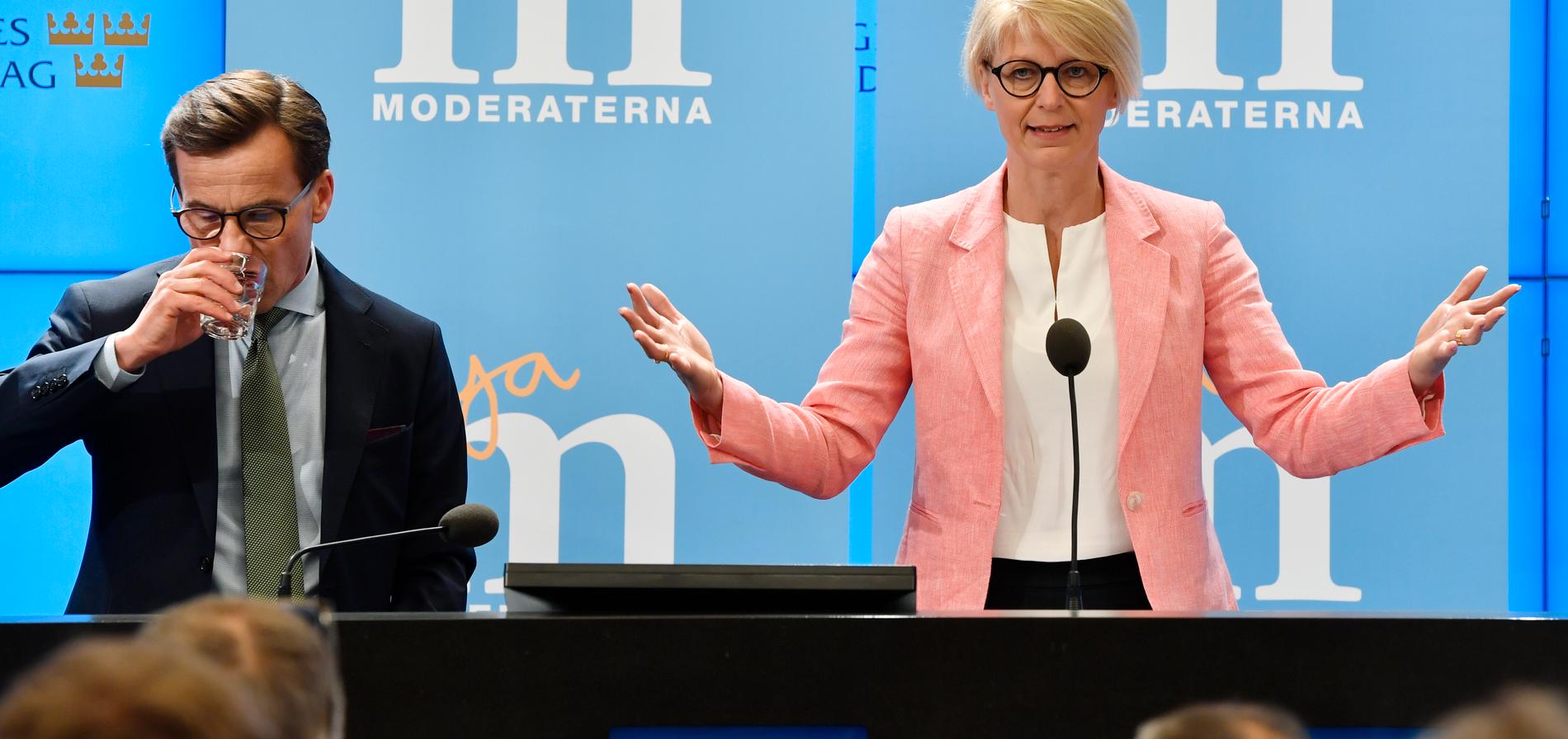Ulf Kristersson och Elisabeth Svantesson presenterade Moderaternas skuggbudget på onsdagen.