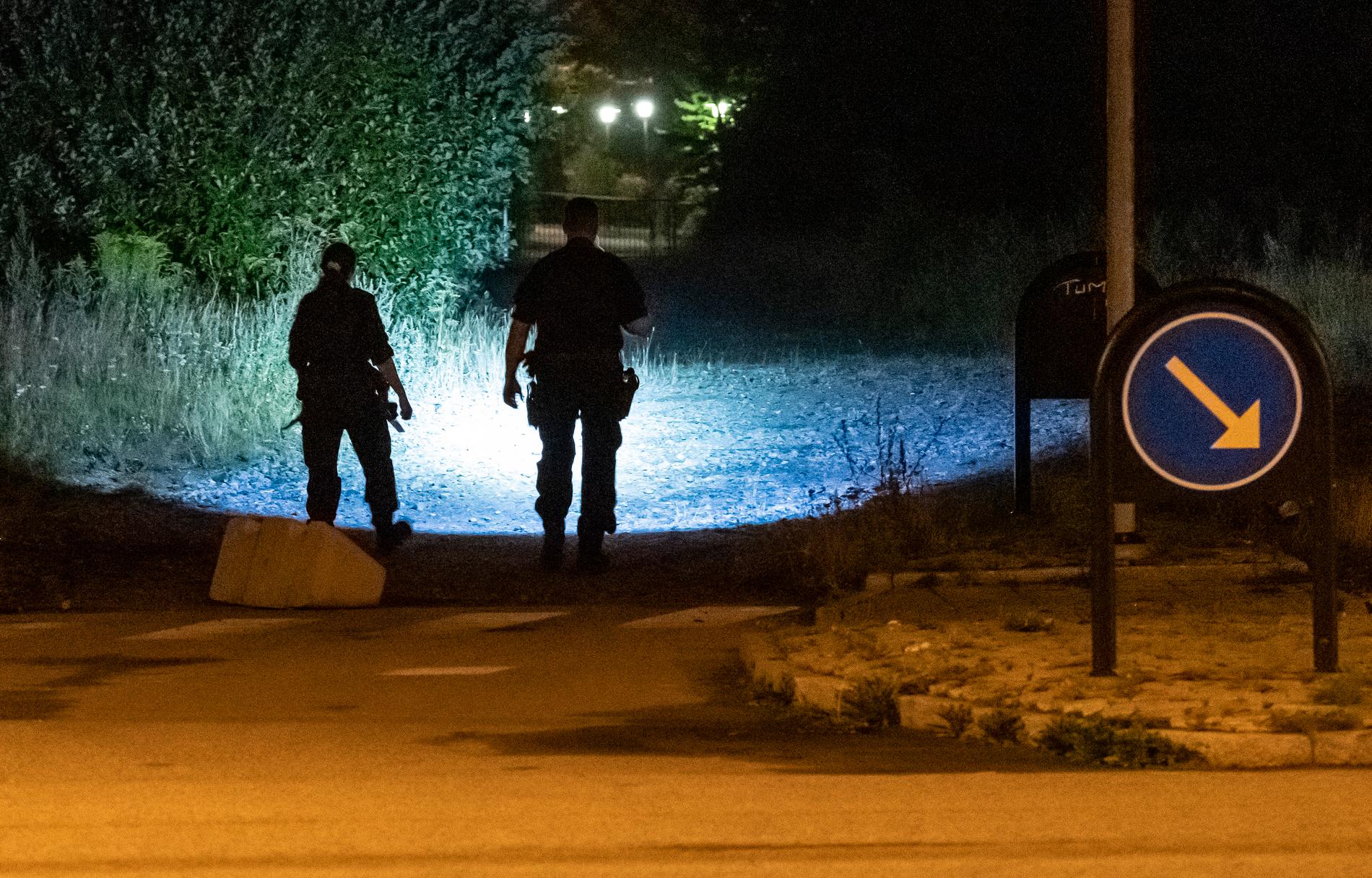 Polisen söker nu efter en handfull personer som varit inblandade i fritagningen från Råbyhemmet i Lund.