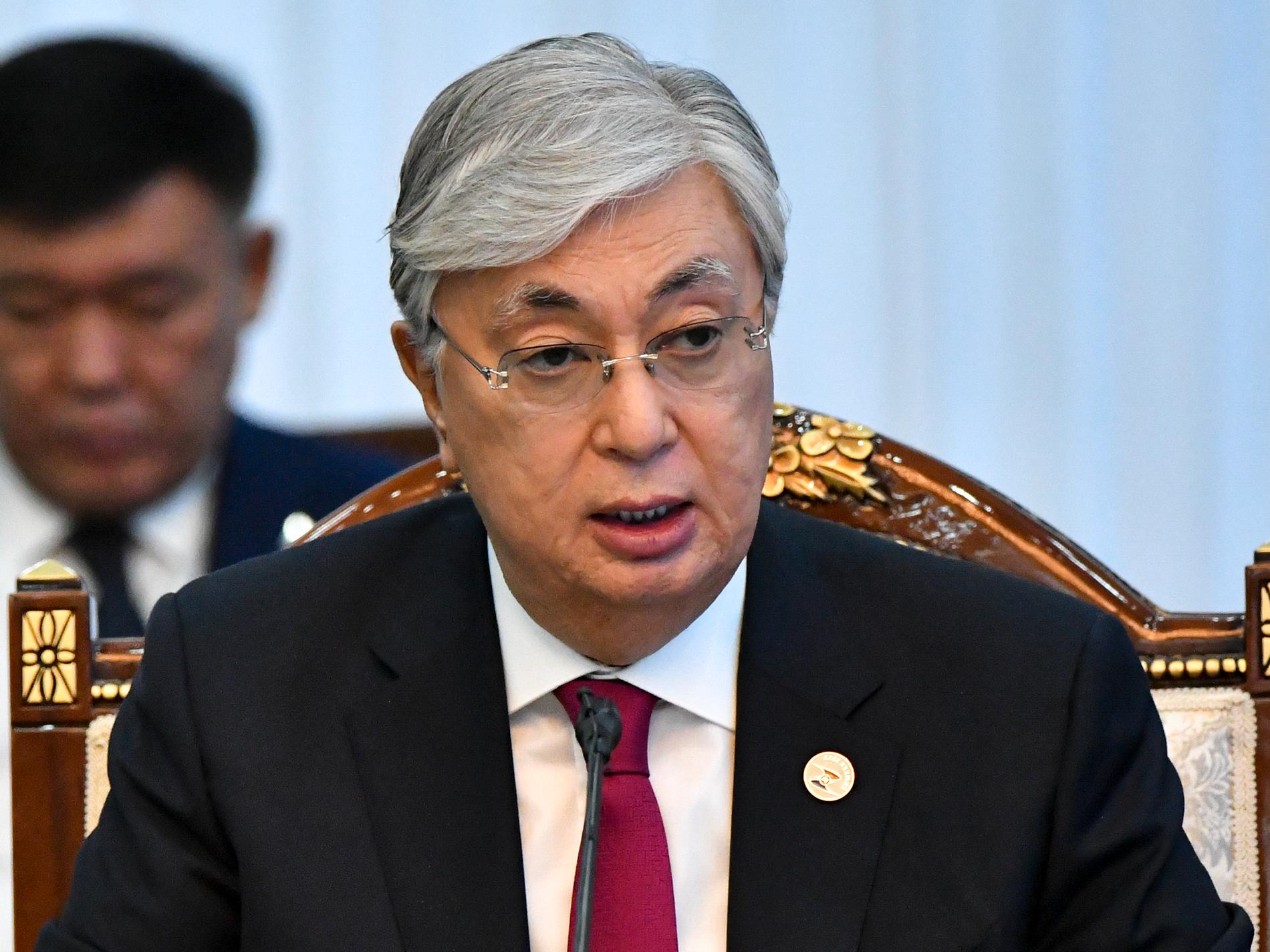 Kazakstans president upplöser parlamentet