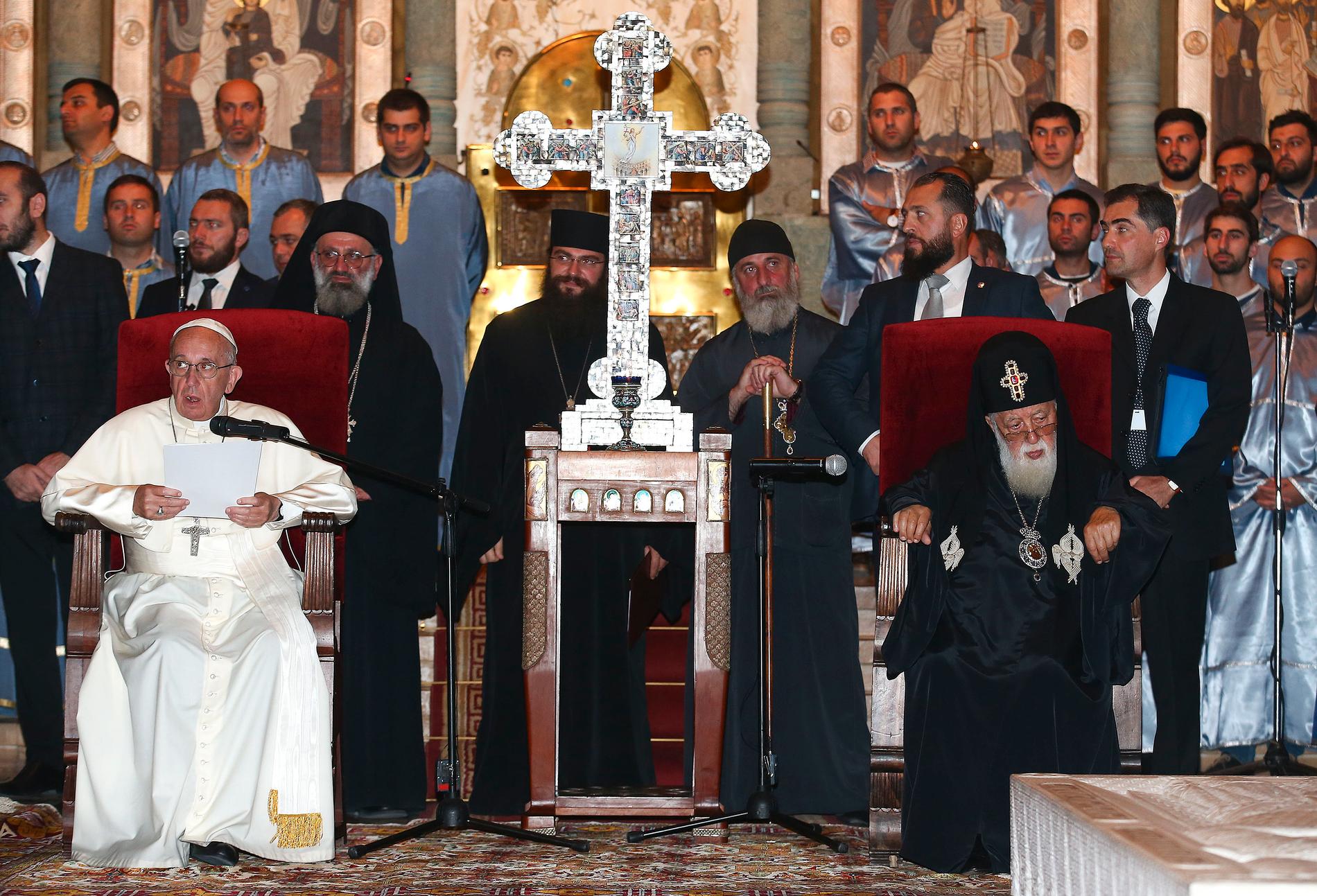 Patriarken Ilia II i möte med påven Franciskus.