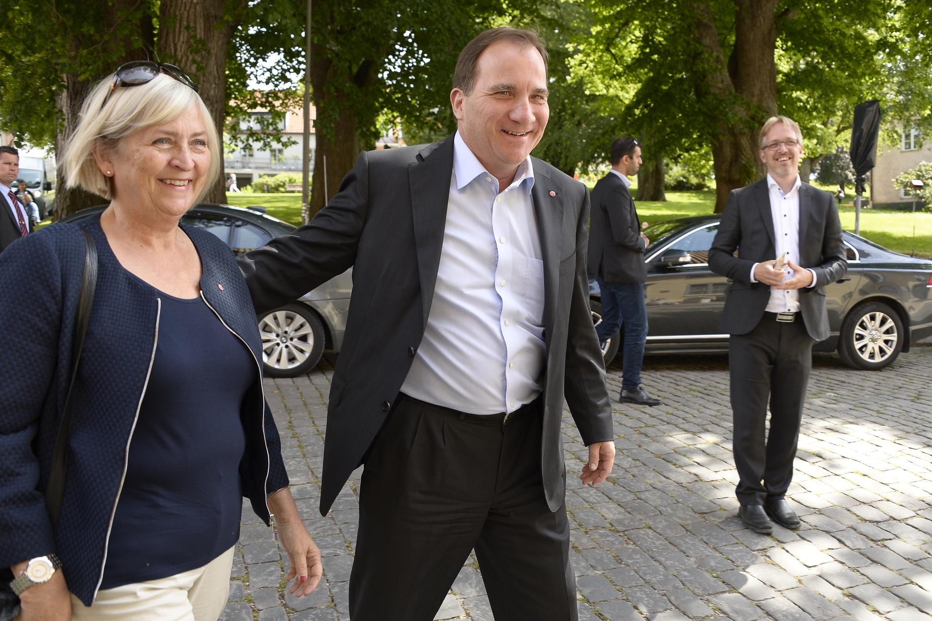 Ulla och Stefan Löfven anländer till Almedalen.