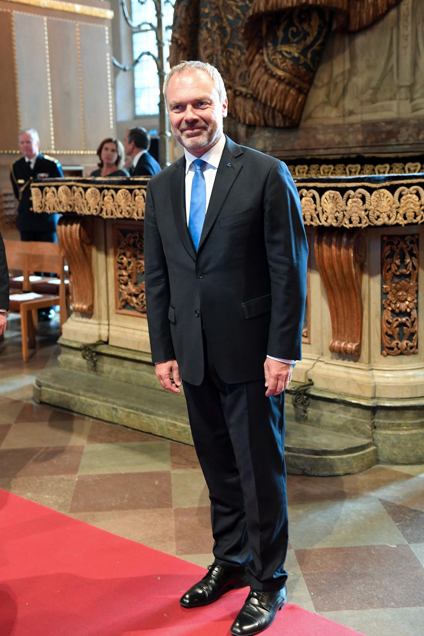 Liberalernas partiledare Jan Björklund (L) anländer till gudtjänsten i Storkyrkan i samband med Riksmötets öppnande. 