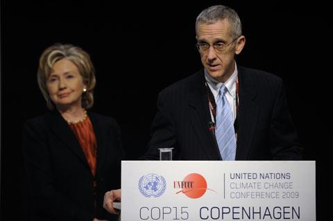 Hillary Clinton och Todd Stern höll tal under klimatmötet i dag.