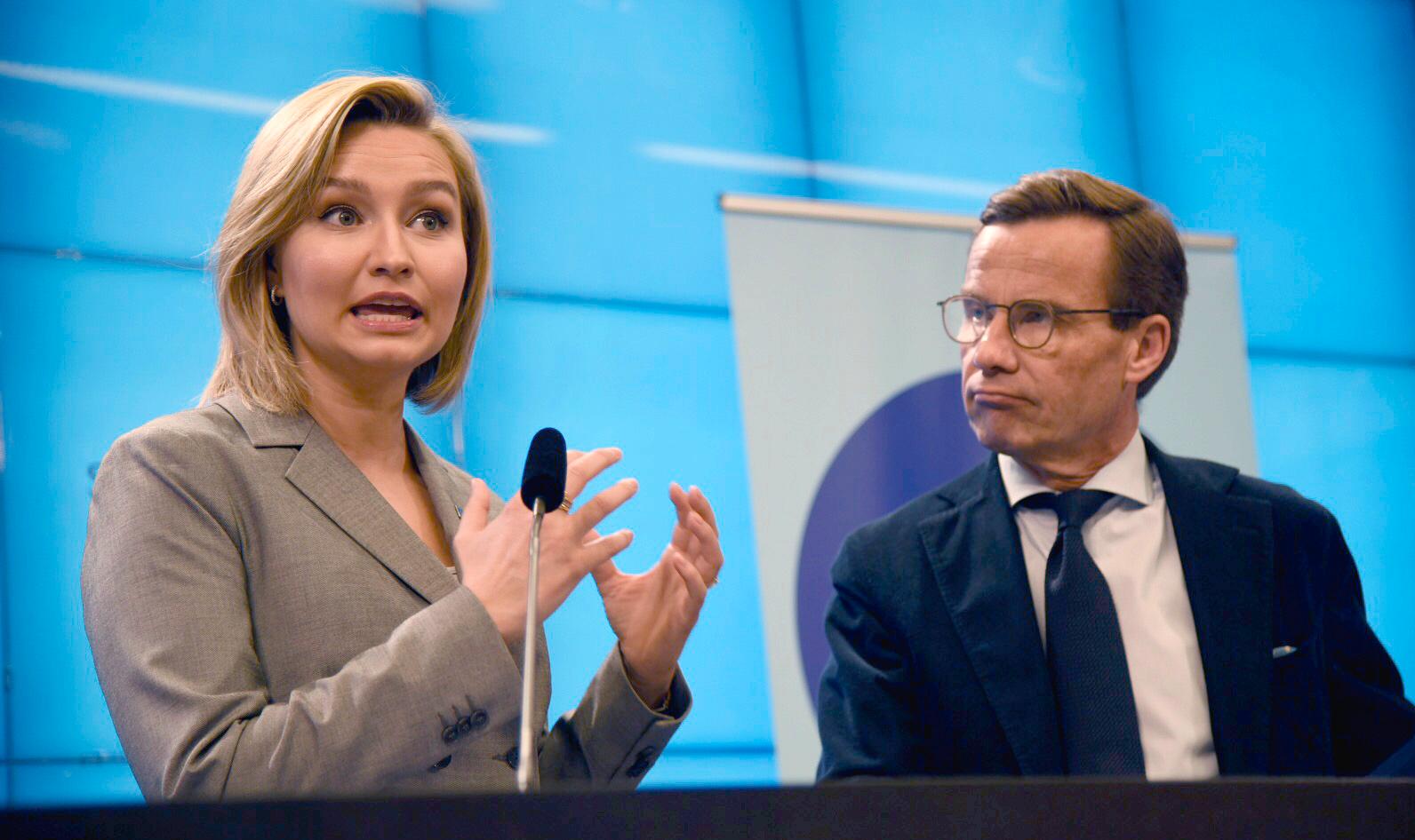 Kristdemokraternas partiledare Ebba Busch Thor (KD) och Moderaternas partiledare Ulf Kristersson (M) vill uppdatera energiöverenskommelsen.