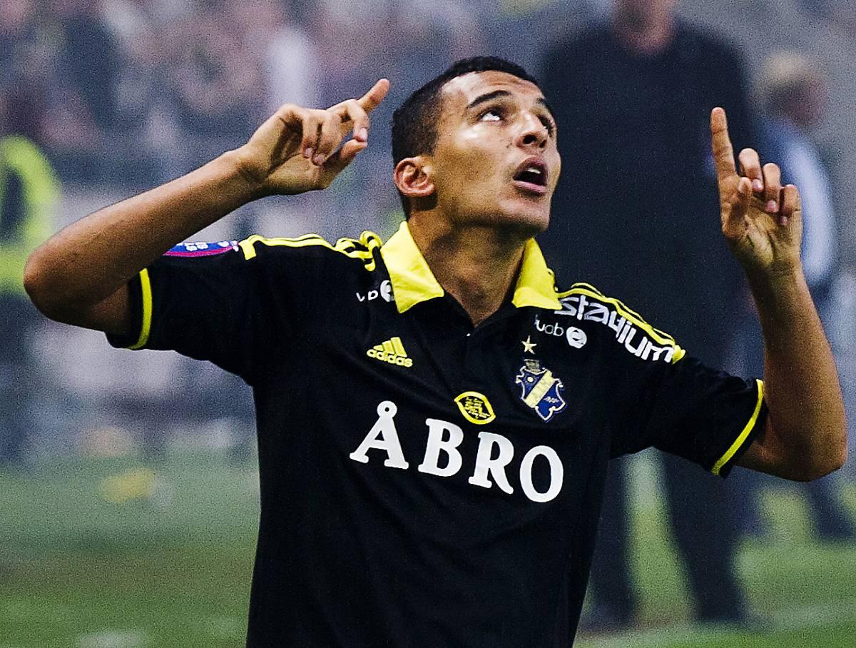Säker på sin sak Nabil Bahoui är övertygad – AIK kommer att återfinnas i tabelltoppen.