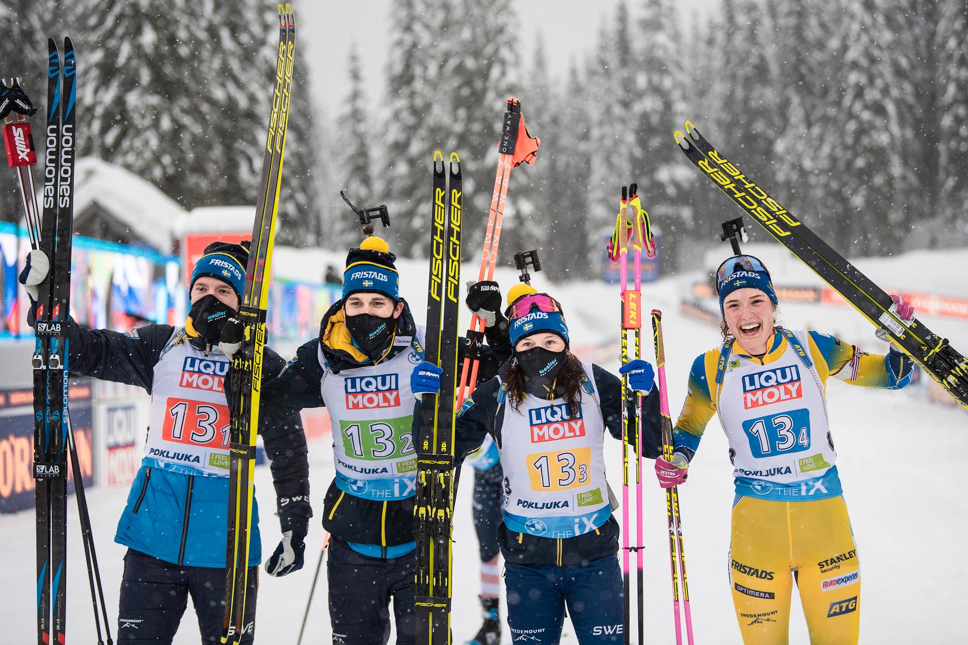 Det svenska laget som tog brons i mixstafetten, Sebastian Samuelsson, Martin Ponsiluoma, Linn Persson och Hanna Öberg.