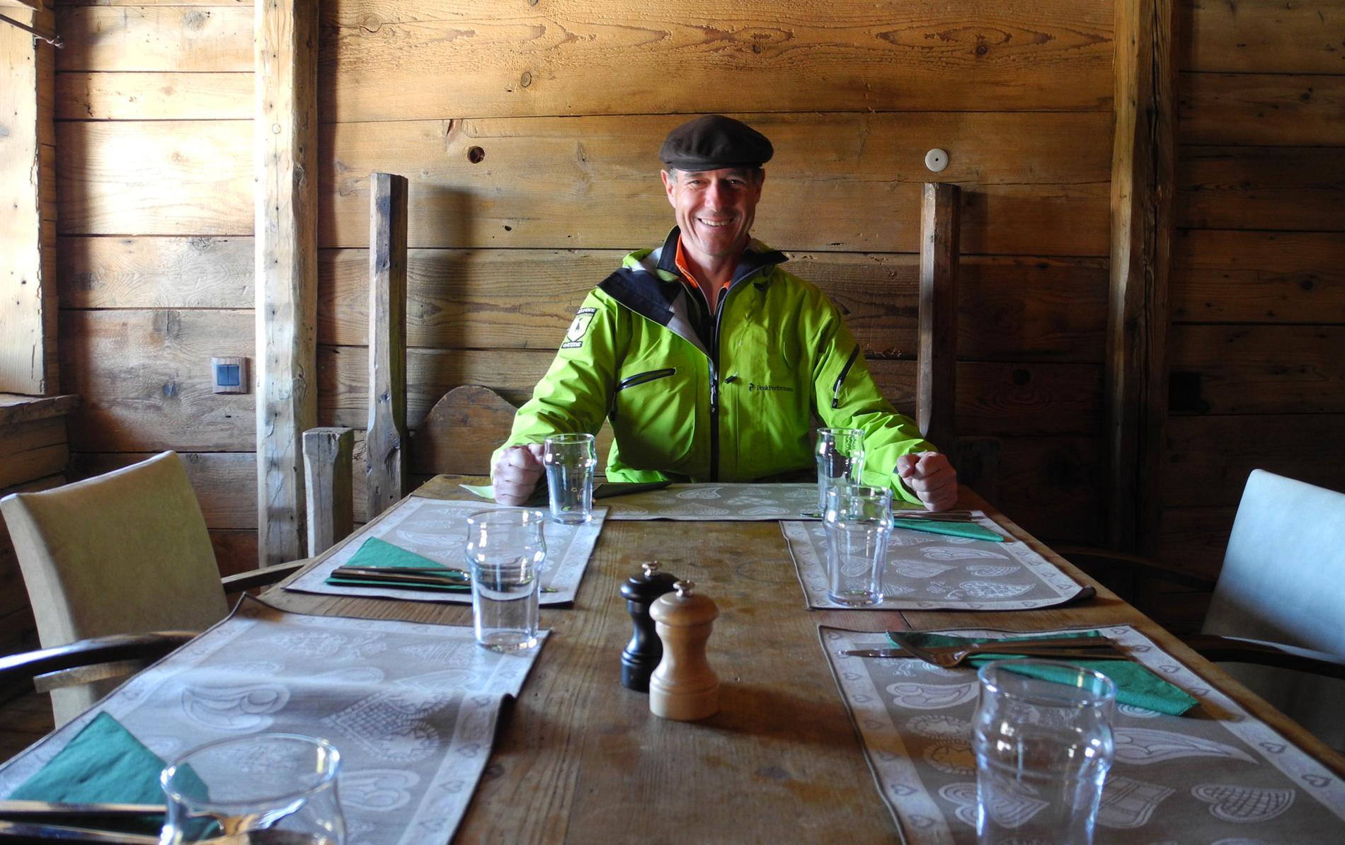 Peffe Brzezinski från skidarrangören Alpine Legends tipsar om Alpernas bästa matupplevelser.