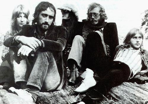 Fleetwood Mac som gruppen såg ut när Bob Welch var med. Från vänster: Christine McVie, John McVie, Mick Fleetwood, Bob Welch och  Danny Kirwan.