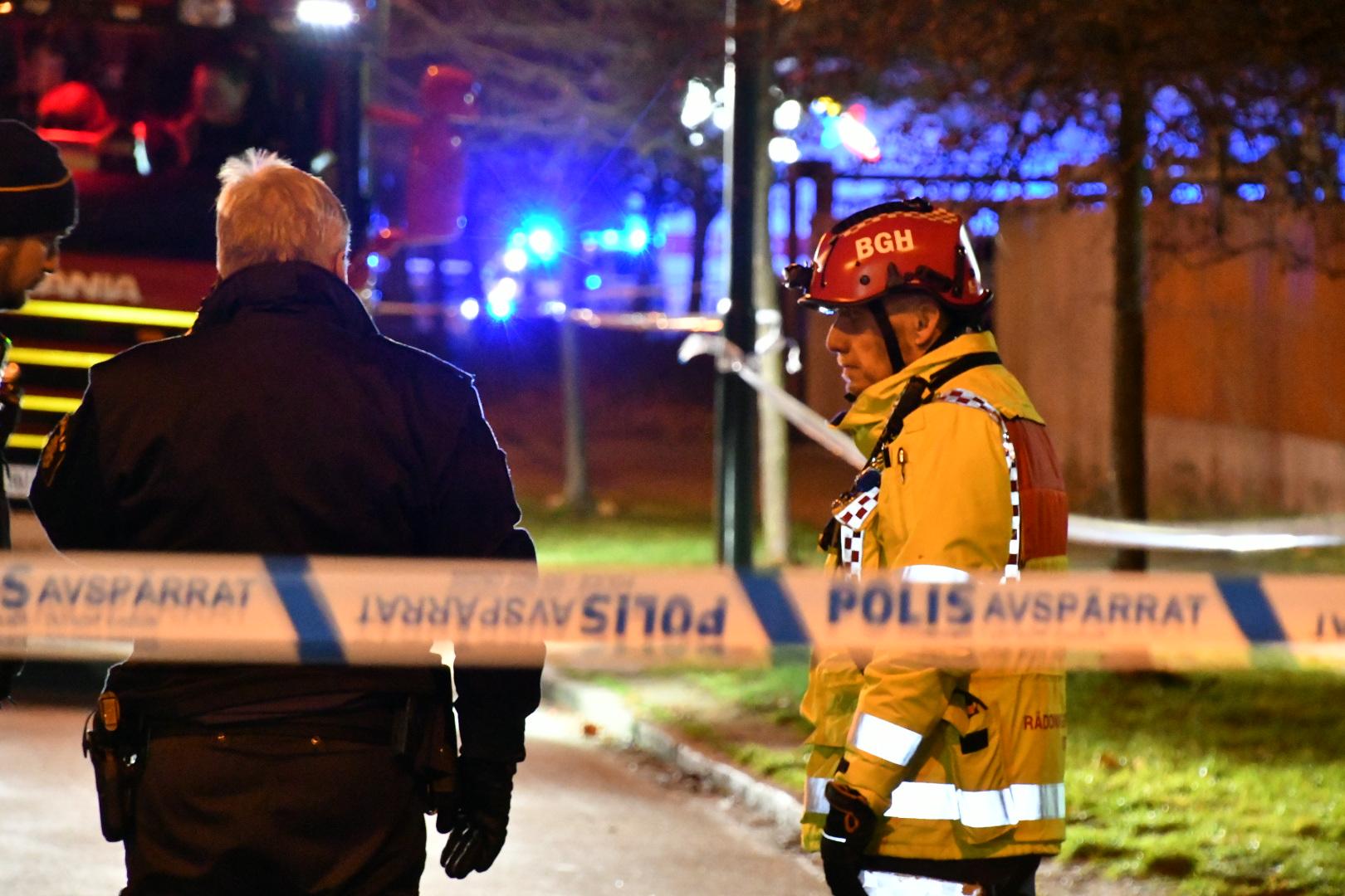 Polis och räddningstjänst på plats i Malmö efter en explosion.
