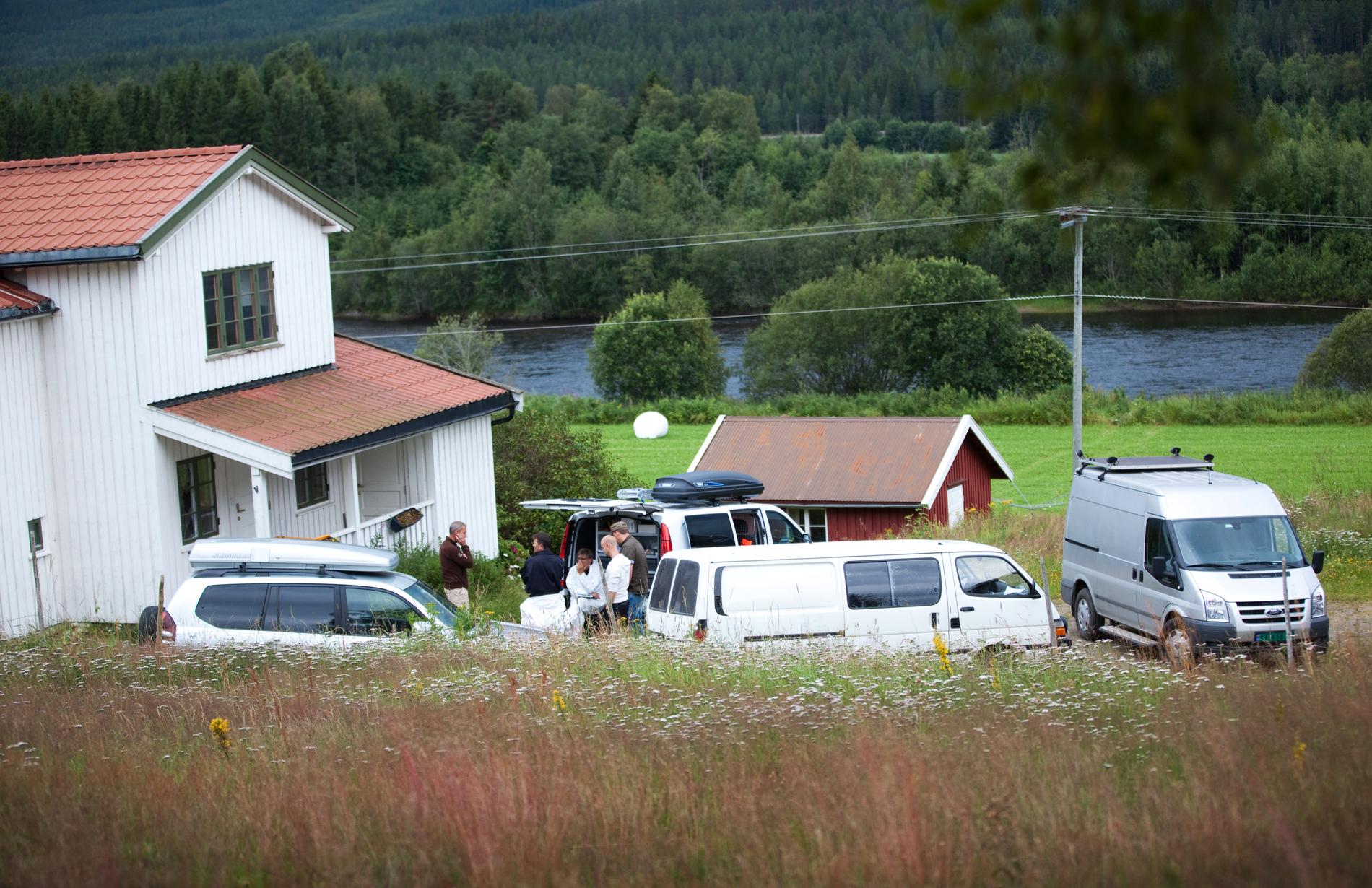 På gården i Rena tillverkade Breivik bomben och förberedde sitt terrordåd.